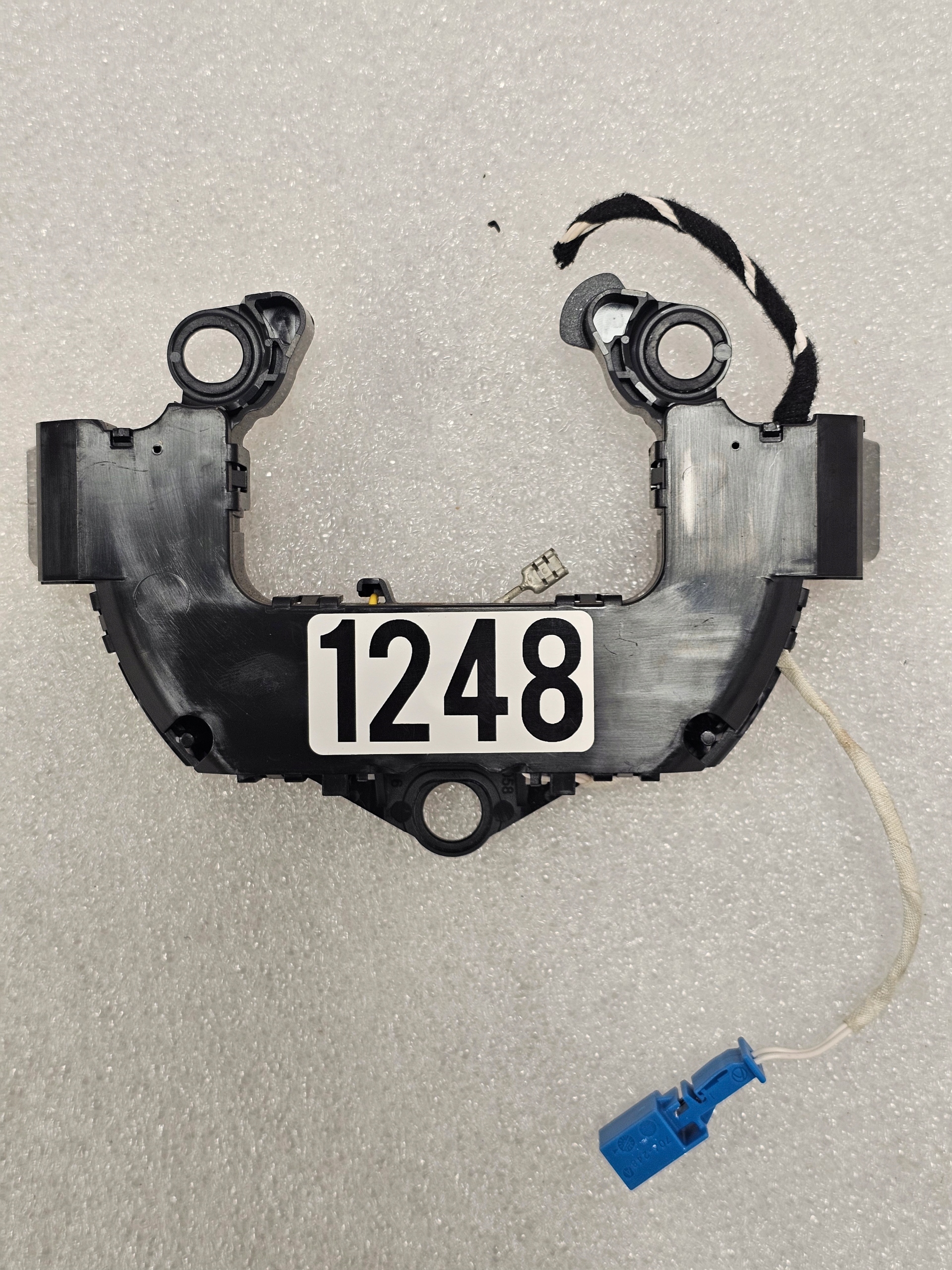 Zdjęcie produktu Płyta kontaktowa Kierownicy Mercedes - A0994647704