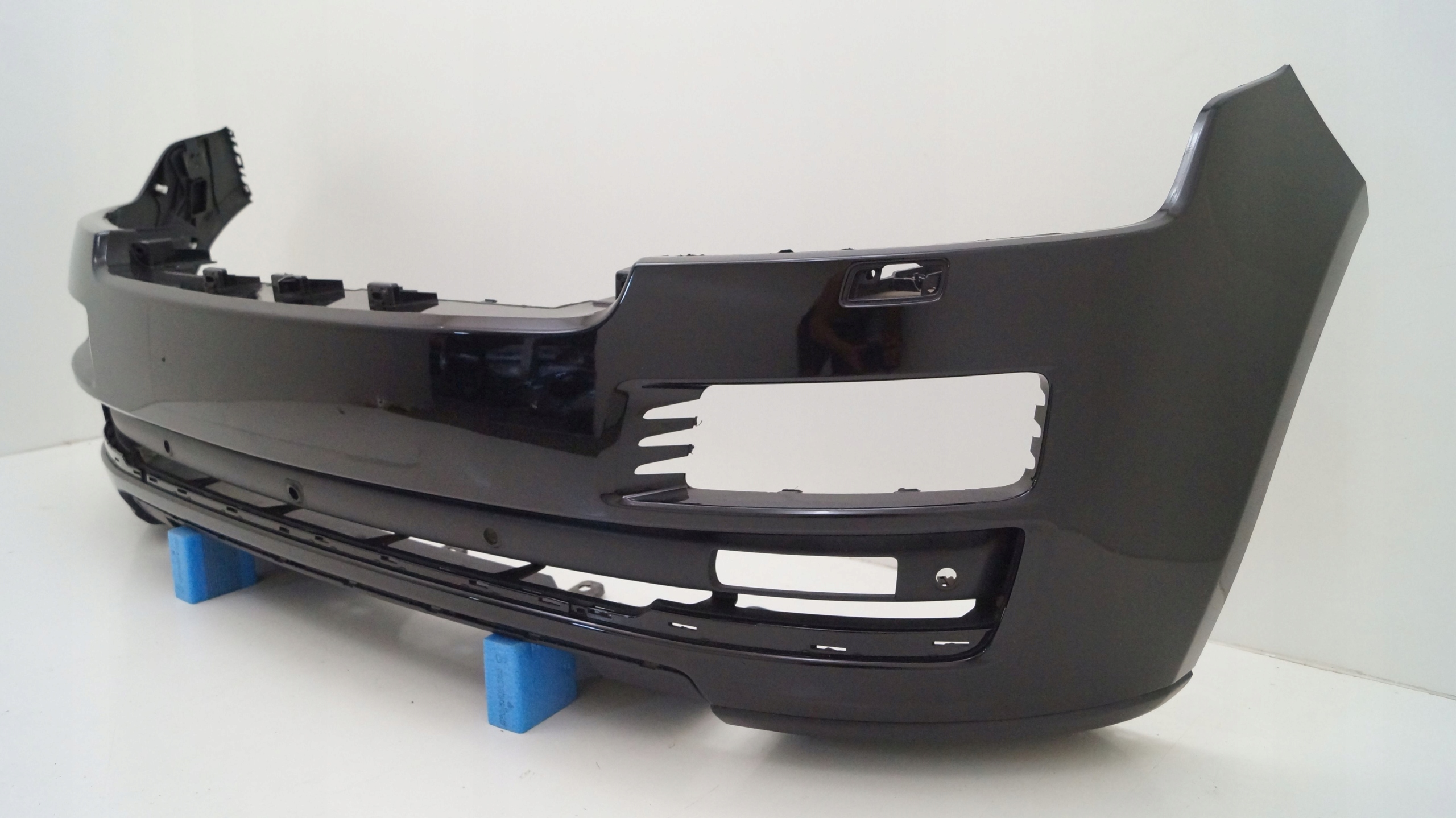 RANGE ROVER VOGUE L405 12-18 ZDERZAK PRZEDNI PRZÓD A65 Strona zabudowy przód