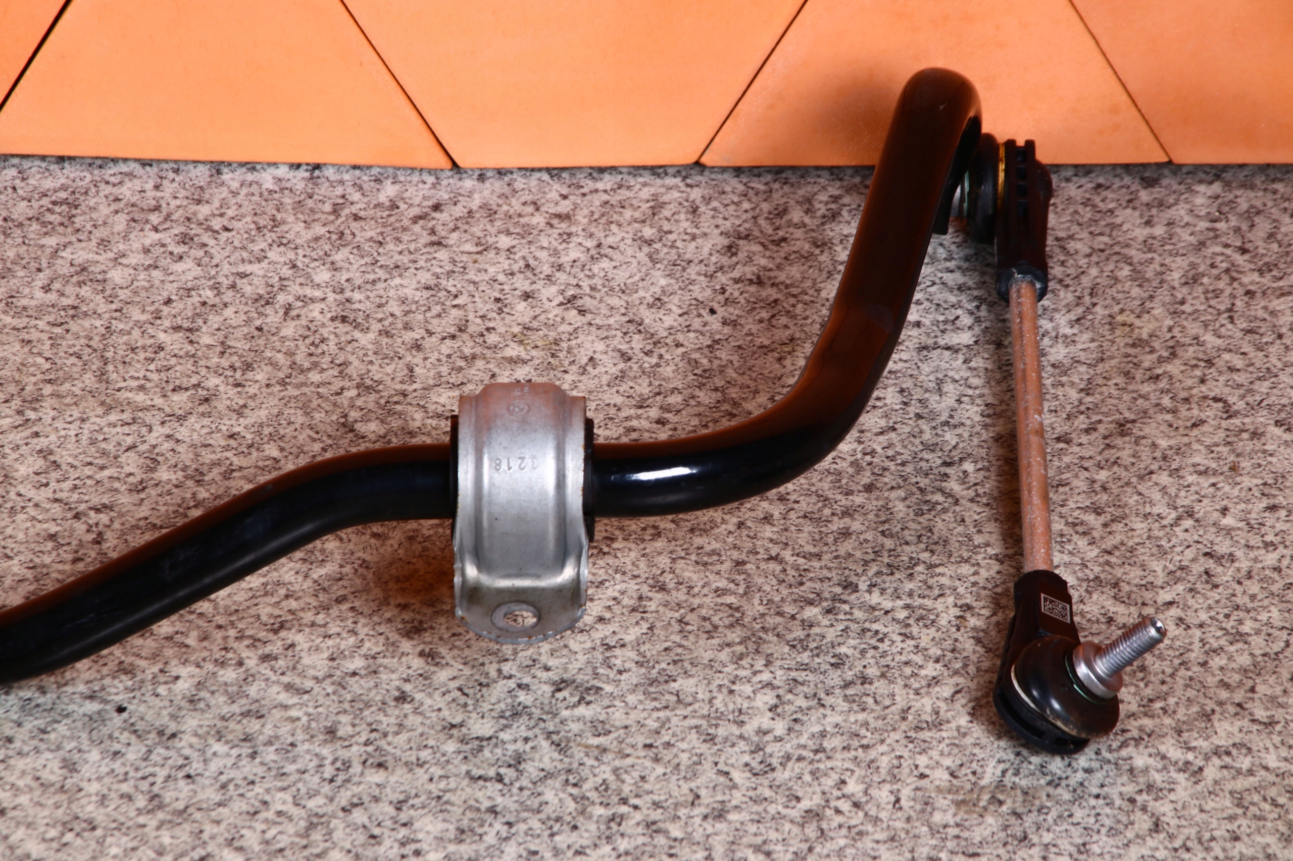 BMW G20 G21 STABILIZATOR stabilizer rod front 6870678 3 km !!!