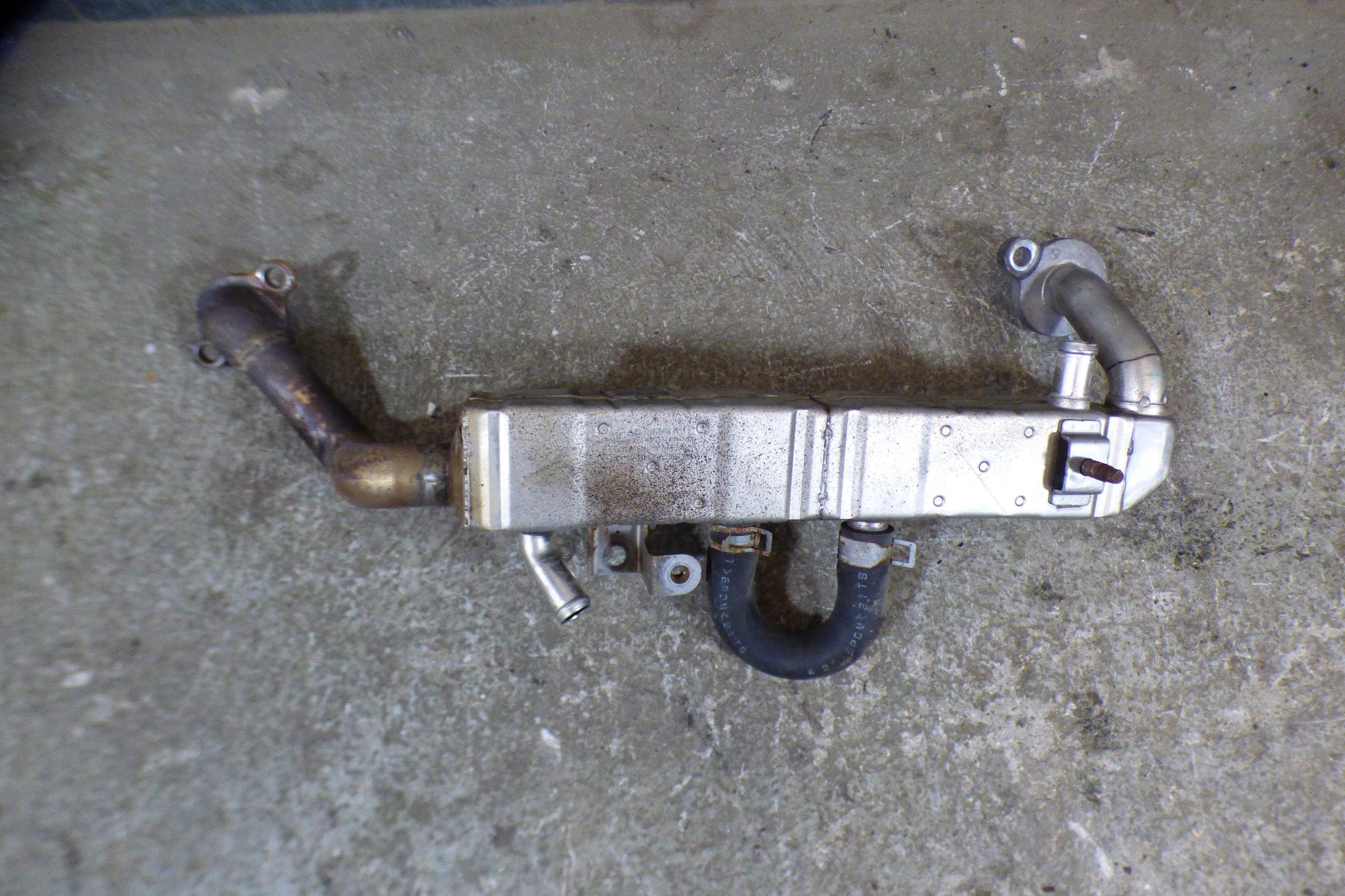 kühler gase EGR 14793AA030 stBDB SUBARU FORESTER III 2.0 D
