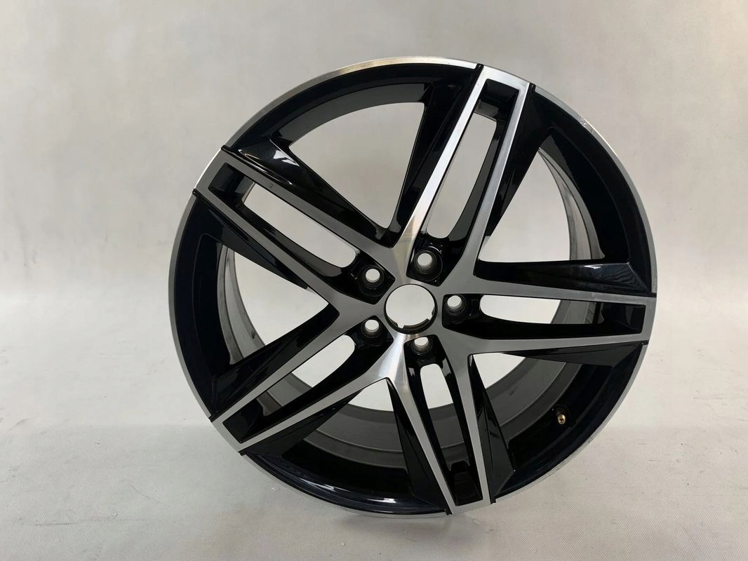Seat Ibiza disk 7Jx18H2 et 51 5x112