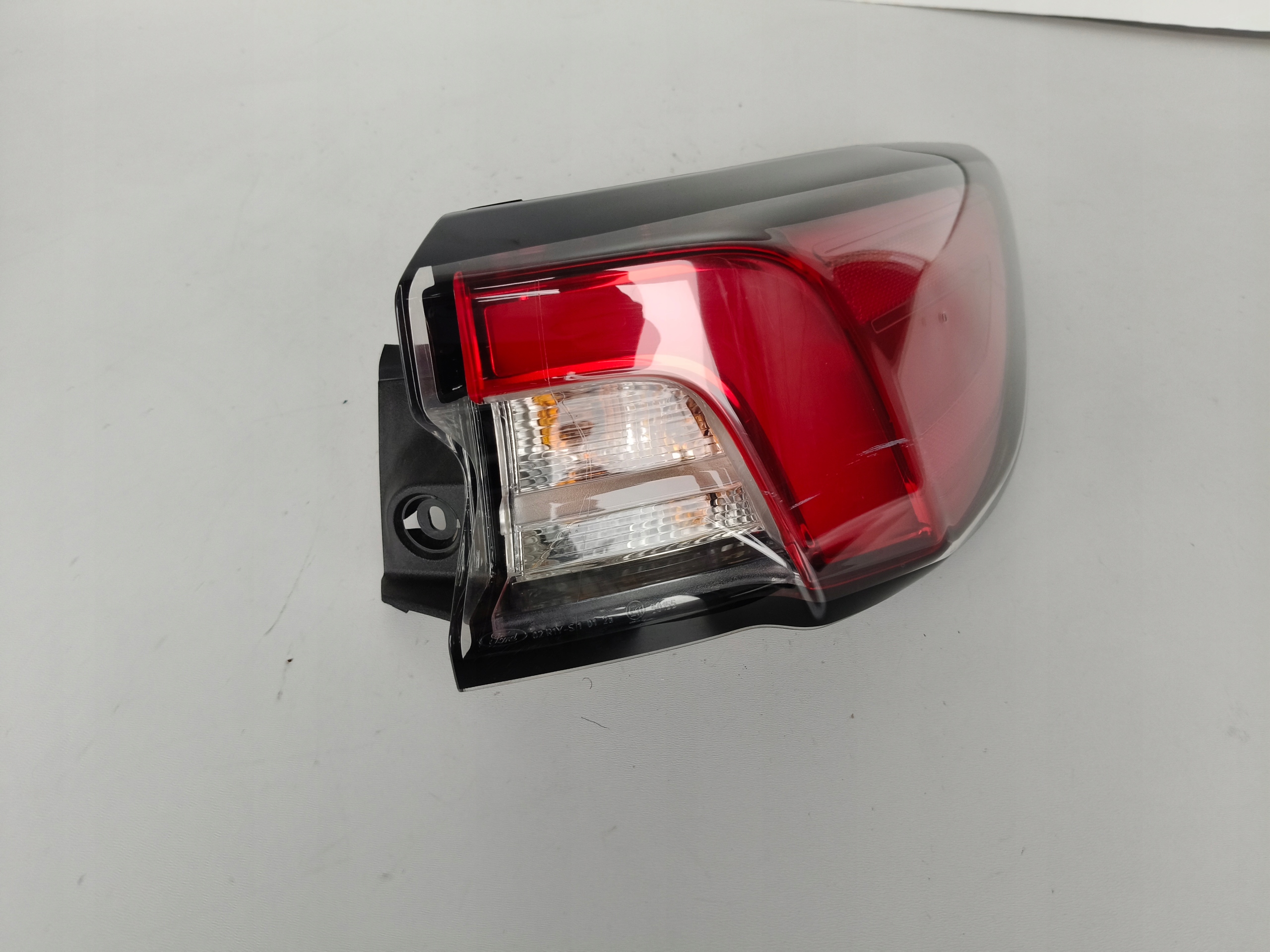 light left rear FORD KUGA MK3 23- LIFT
