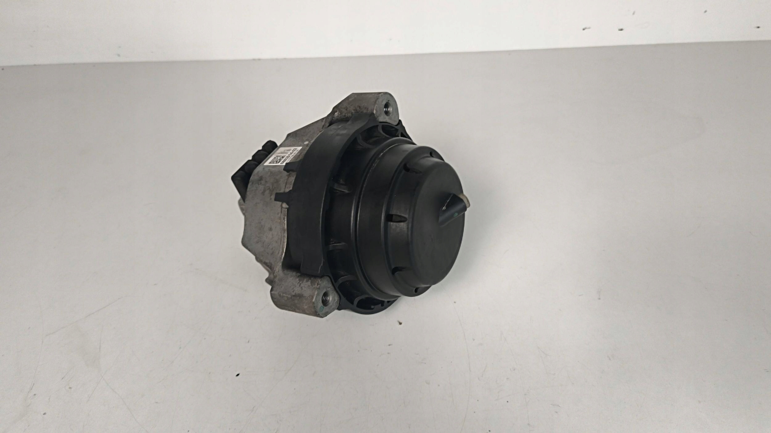 BMW 5 G30 G31 G38 6883514 engine mount airbag B47D20A 2.0d