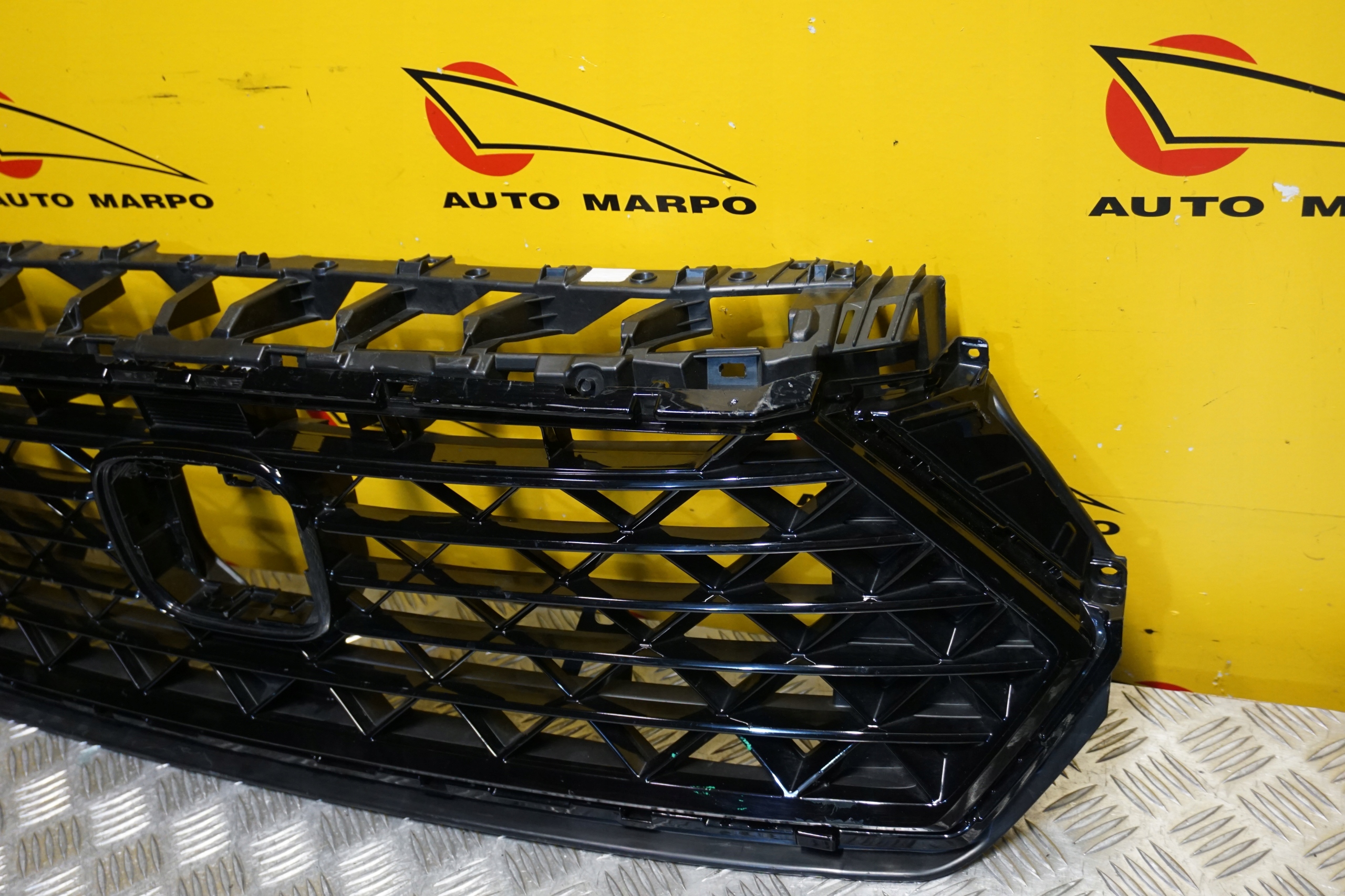 HONDA ACCORD 2023 - 2024 Atrapa Przód Grill 71202 30A00 Typ samochodu 4x4/SUV Samochody osobowe