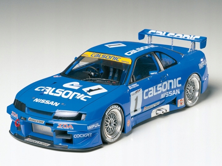 Nissan Skyline Gt-r model 24184 Tamiya