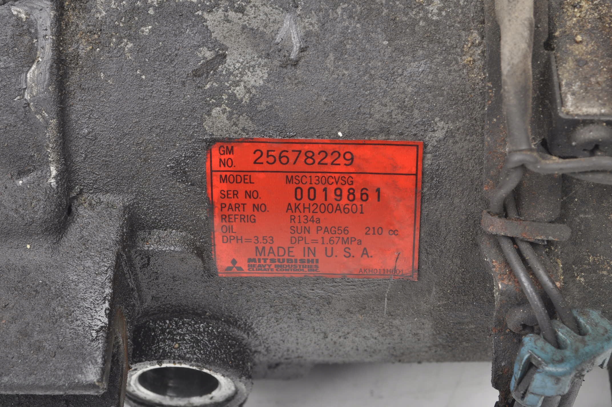 Cadillac STS 4.6 компрессор кондиционера 25678229