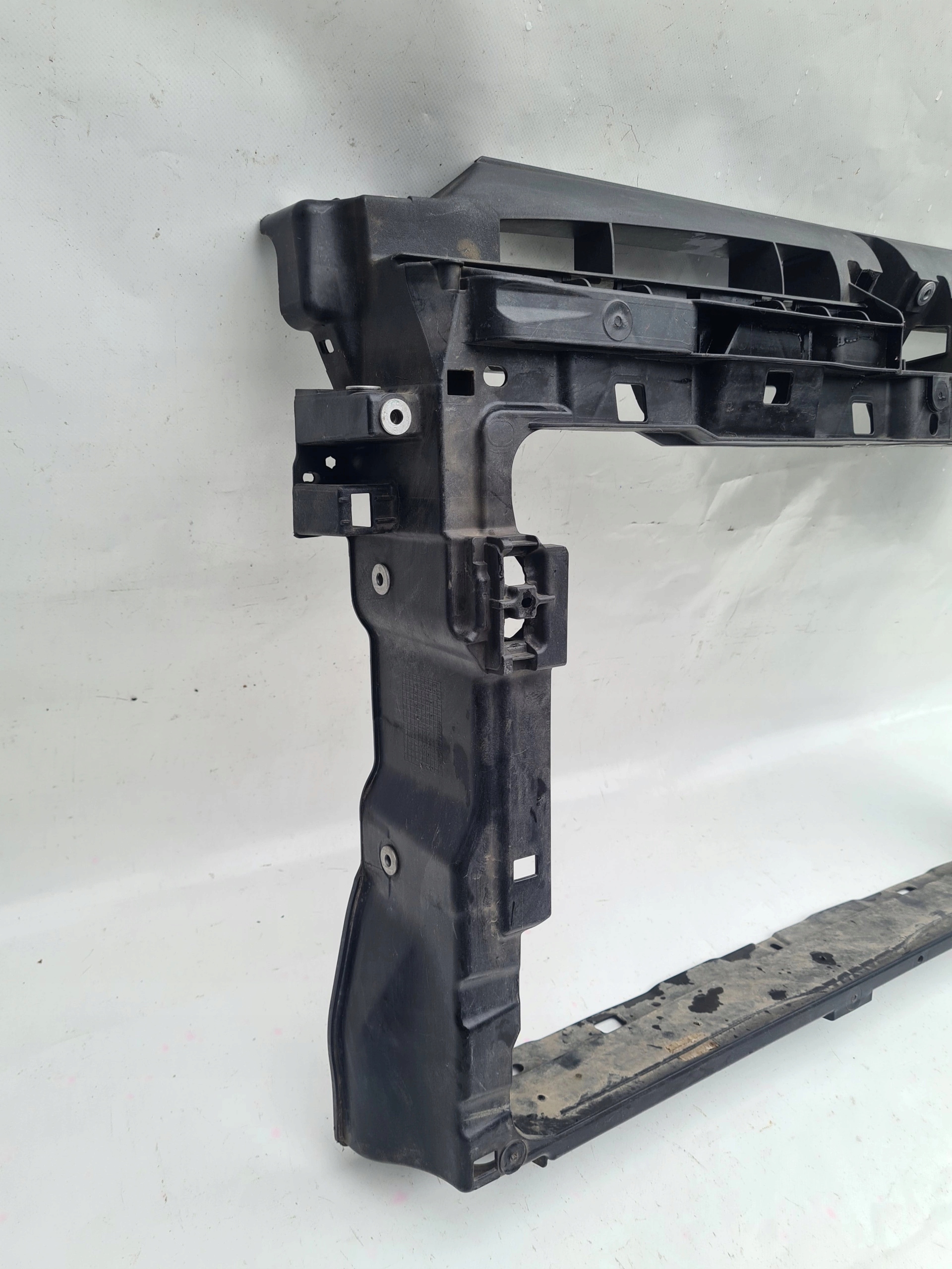 VW TOURAN II PAS PRZEDNI WZMOCNIENIE 5TA805594C Numer katalogowy części 5TA805594C