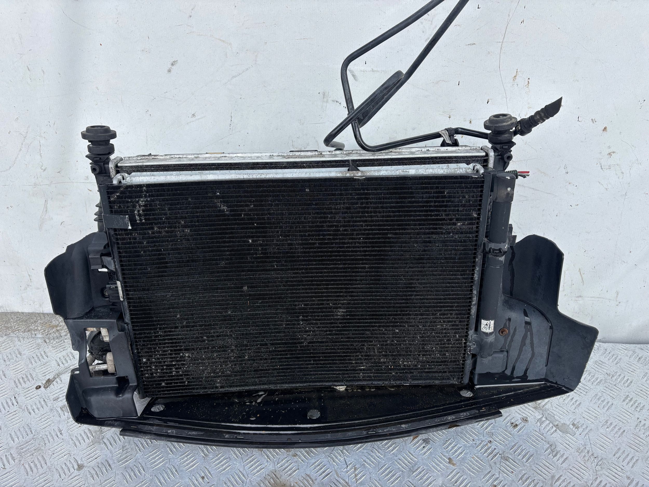 Radiatore / Raffreddatore radiatore VENTOLA ALFA ROMEO 159 1.9 JTD