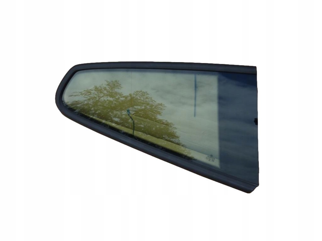 111222333 - Трапециевидное стекло кузова VW SCRIOCCO 2011