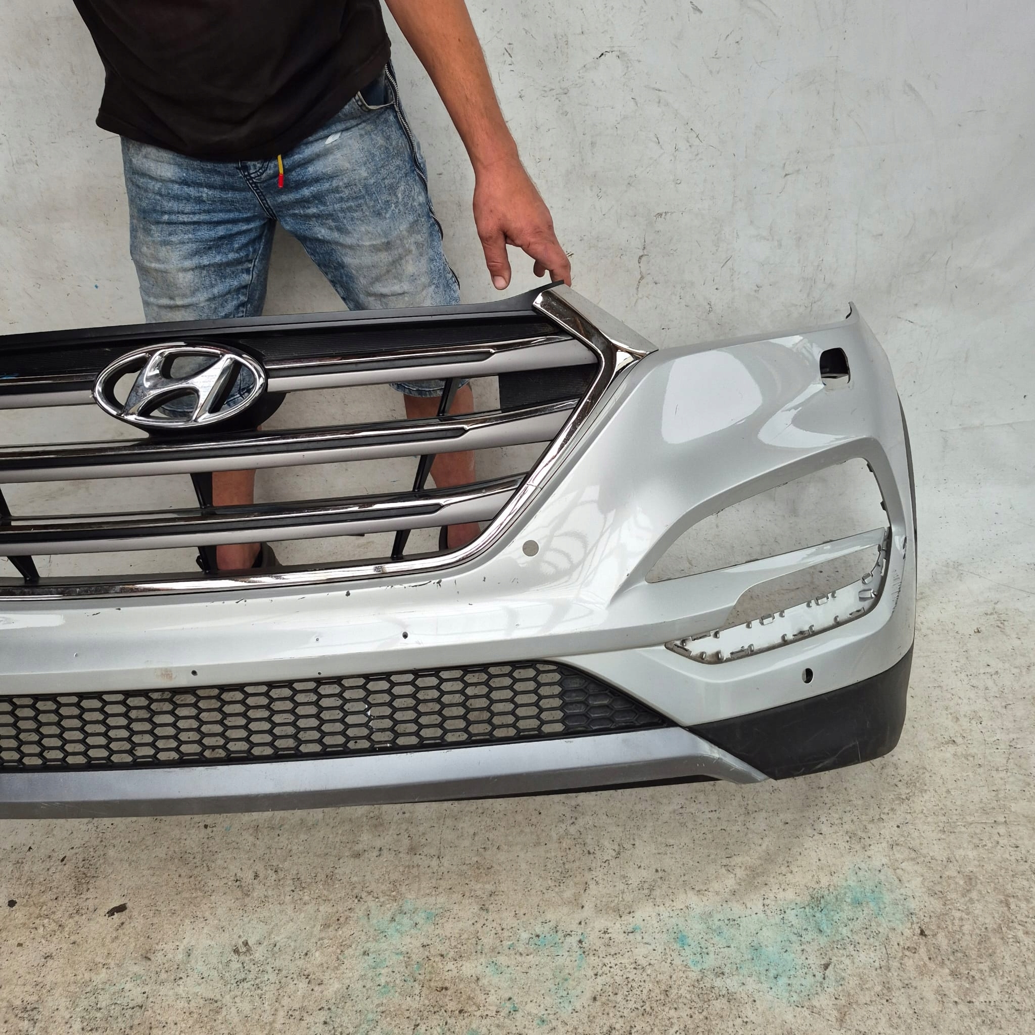 HYUNDAI TUCSON III 15-18 bumper front front SPR PDC 86511-D7100