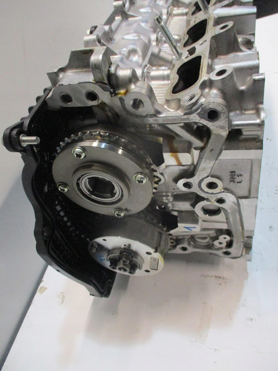 Głowica LEXUS UX UX250 1,8HYB Numer katalogowy części LEXUS UX250 GŁOWICA