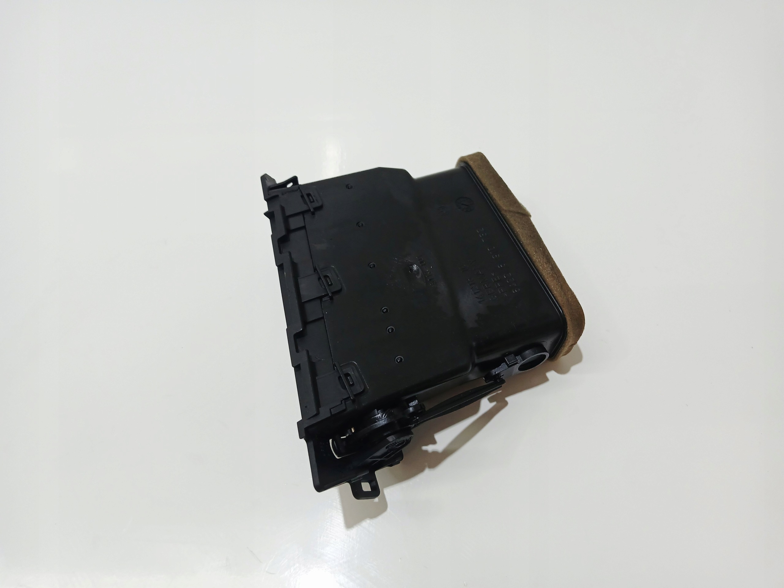 grid air conditioning devices right front BMW E60 E61 LCI EUROPA 6910732 (0000522)