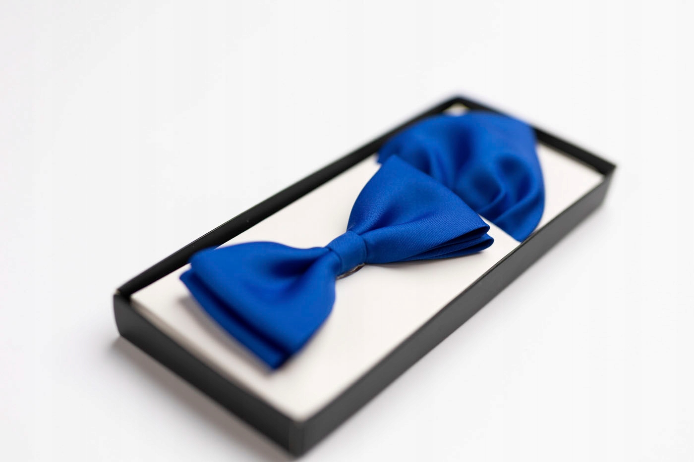 MUSZKA MUCHA CHABROWA MĘSKA GŁADKA + WYPUSTKA Model MG1 CHABER GŁADKA KOLOROWA PUDEŁKO niebieska