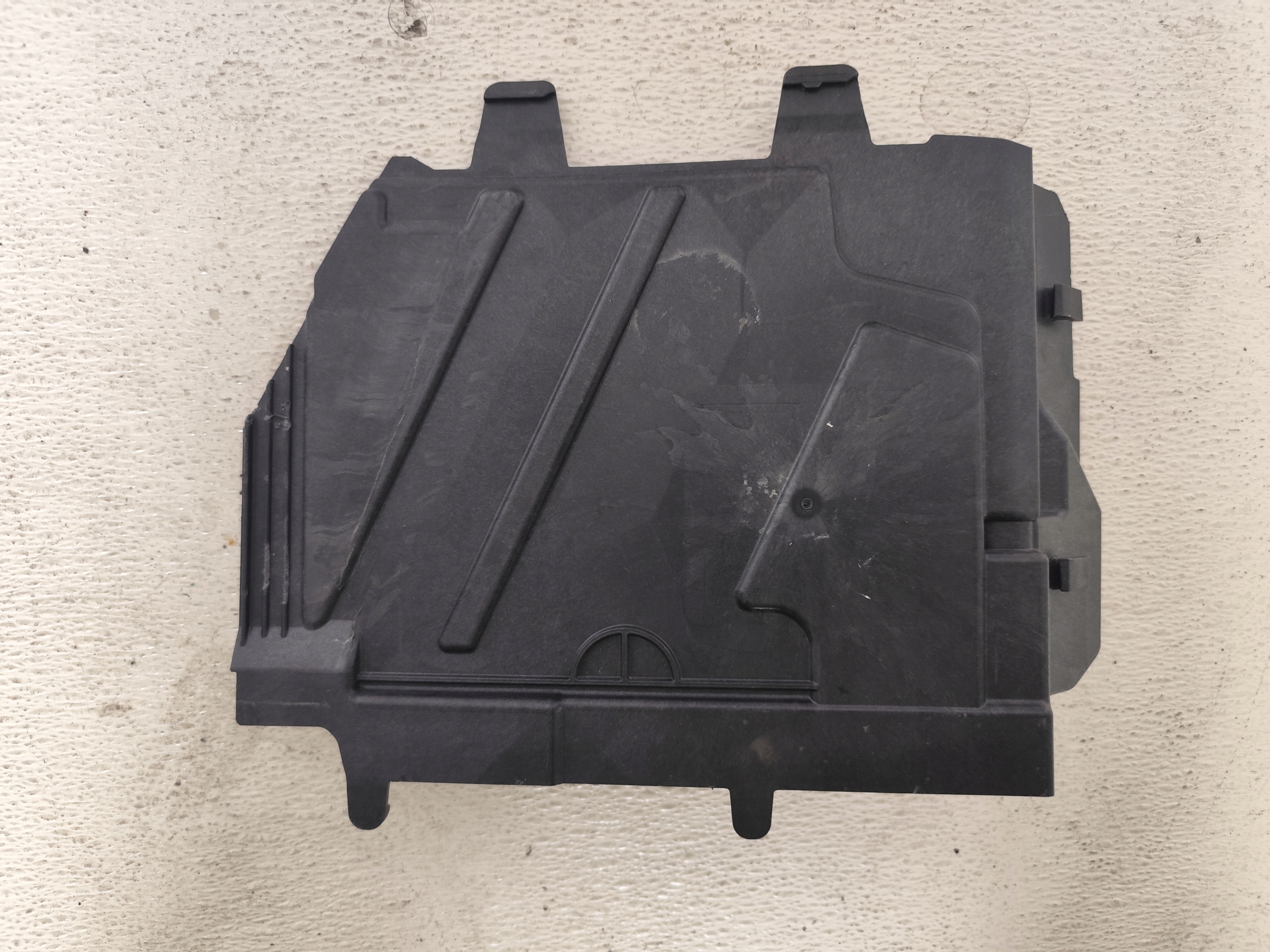 MERCEDES W177 W247 kryt obal akumulátoru