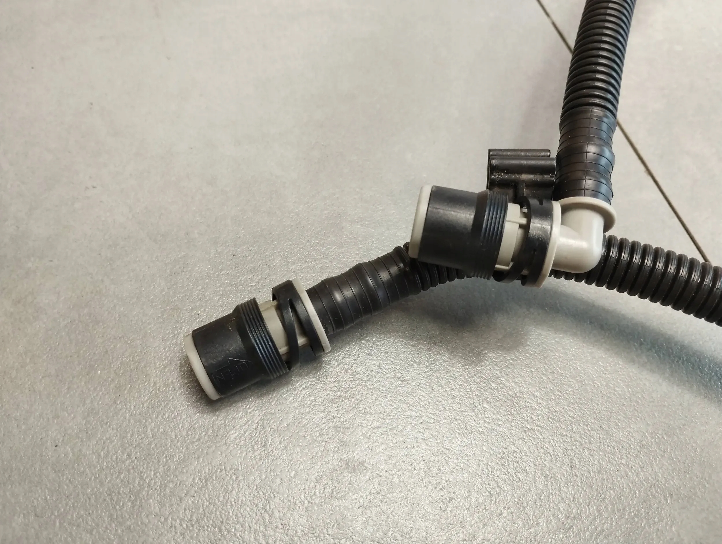 BMW 7 G11 750i wiring hose