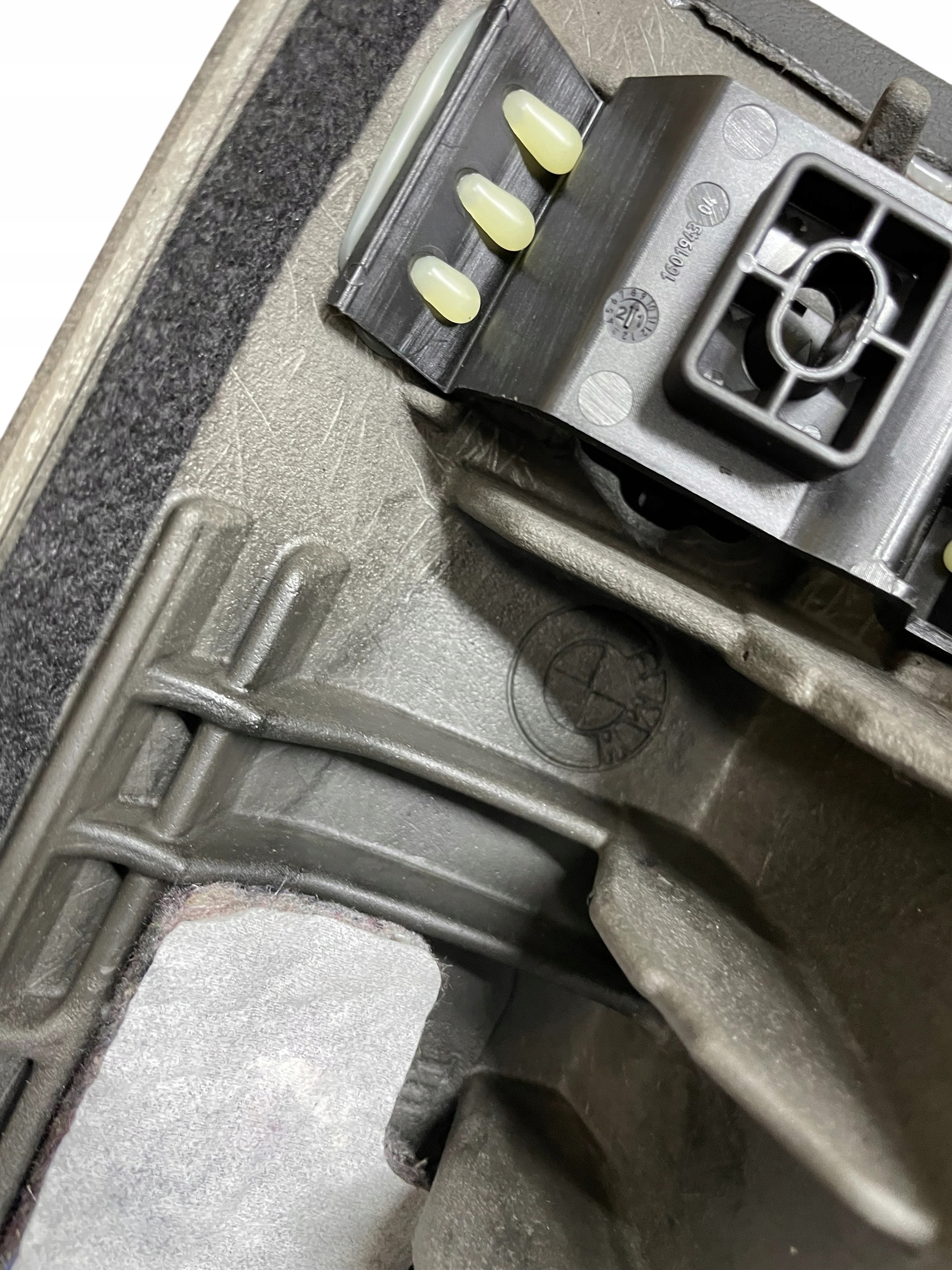 kryt SLUPKA levý předek BMW 4 G23