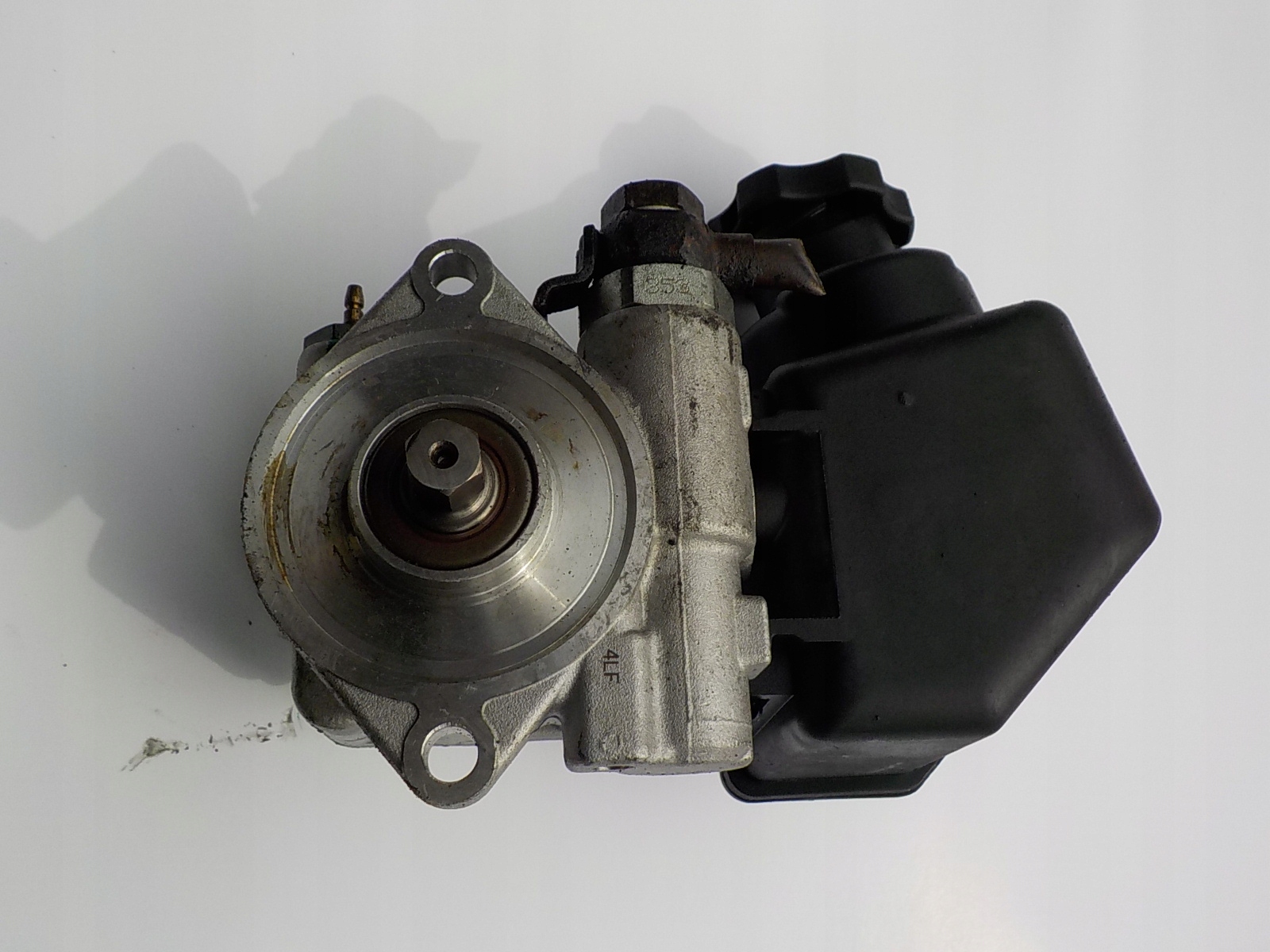 SAAB 9-3 II 2.0 B servo pump does not have