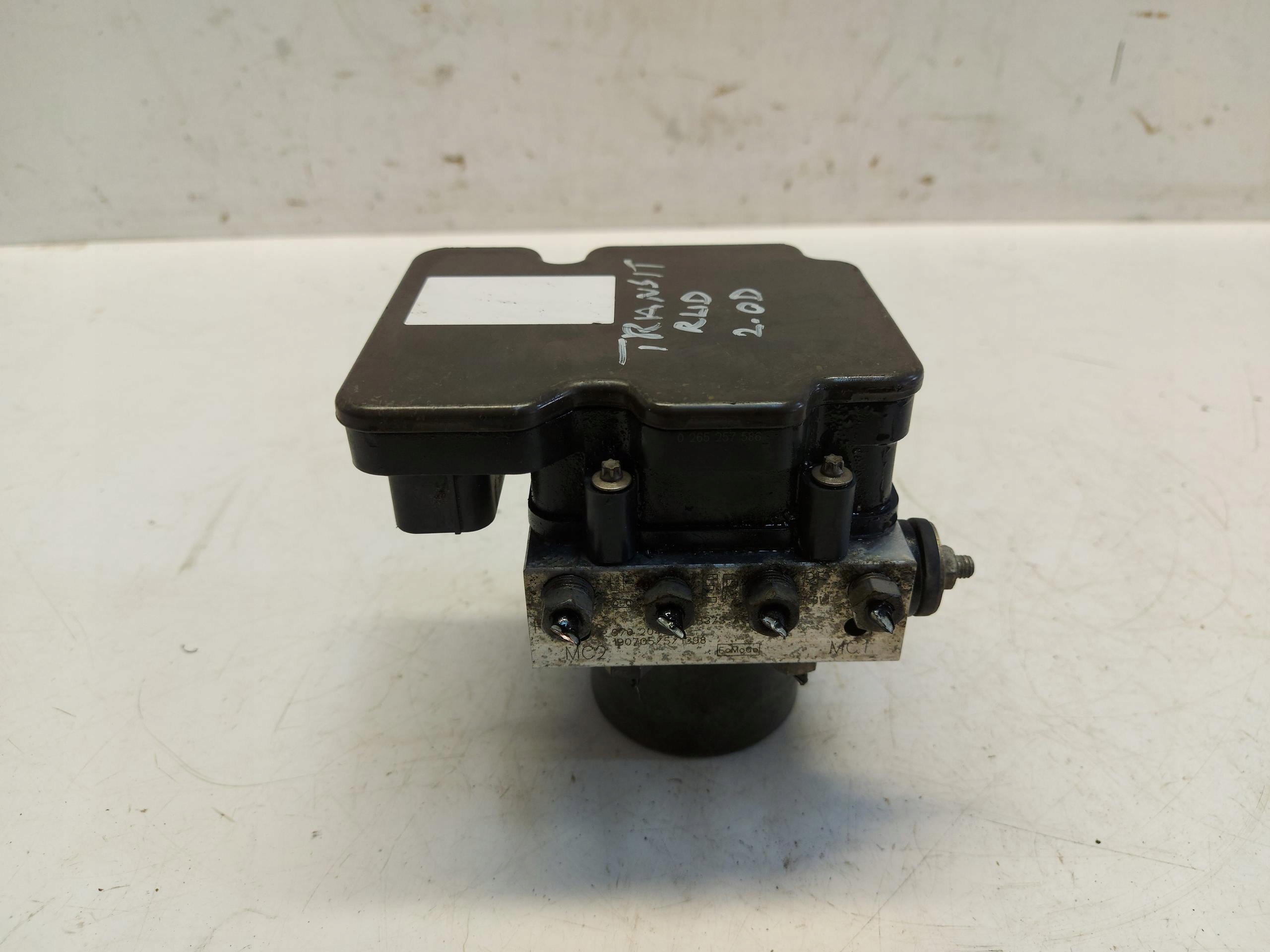 Ford Transit MK8 pumpa ABS modul 3330A20052