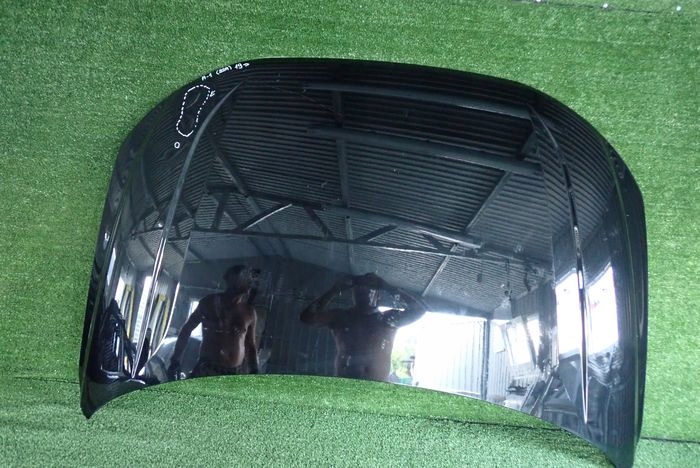 AUDI A1 82A 19- cofano