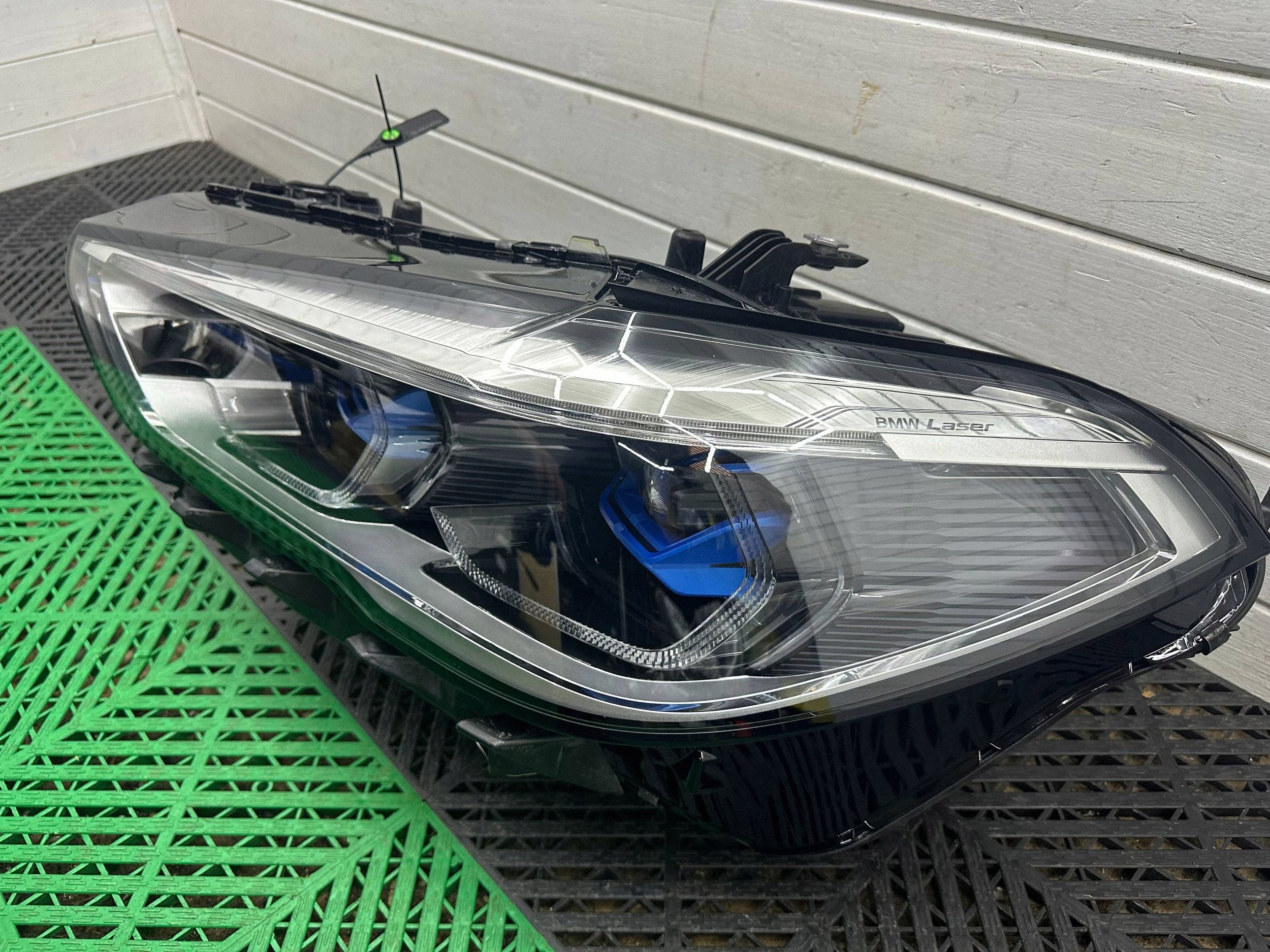 light front side left BMW X5 G05 X6 G06 LASER 9481789