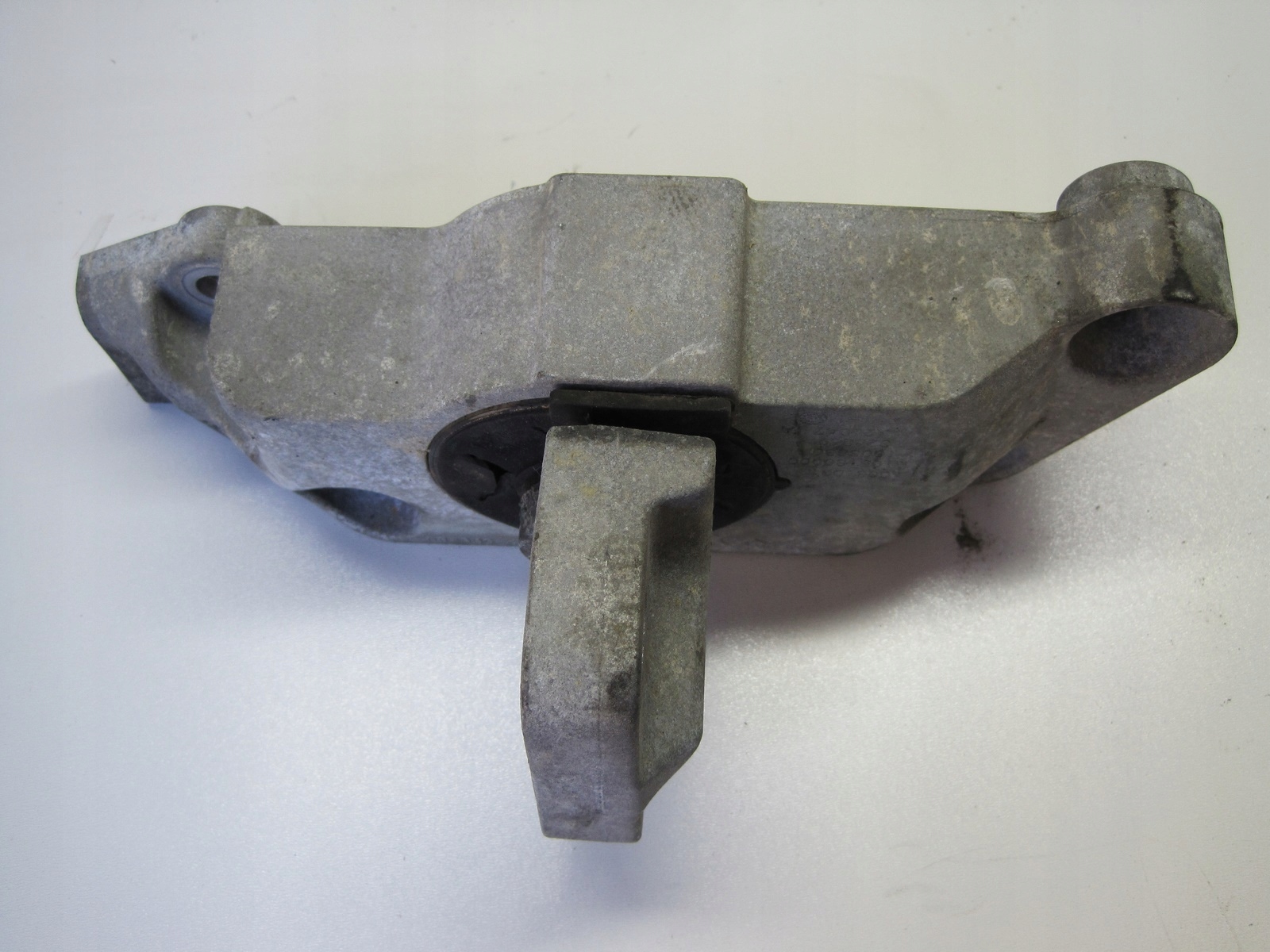Support Peugeot 3008 II 9821256680