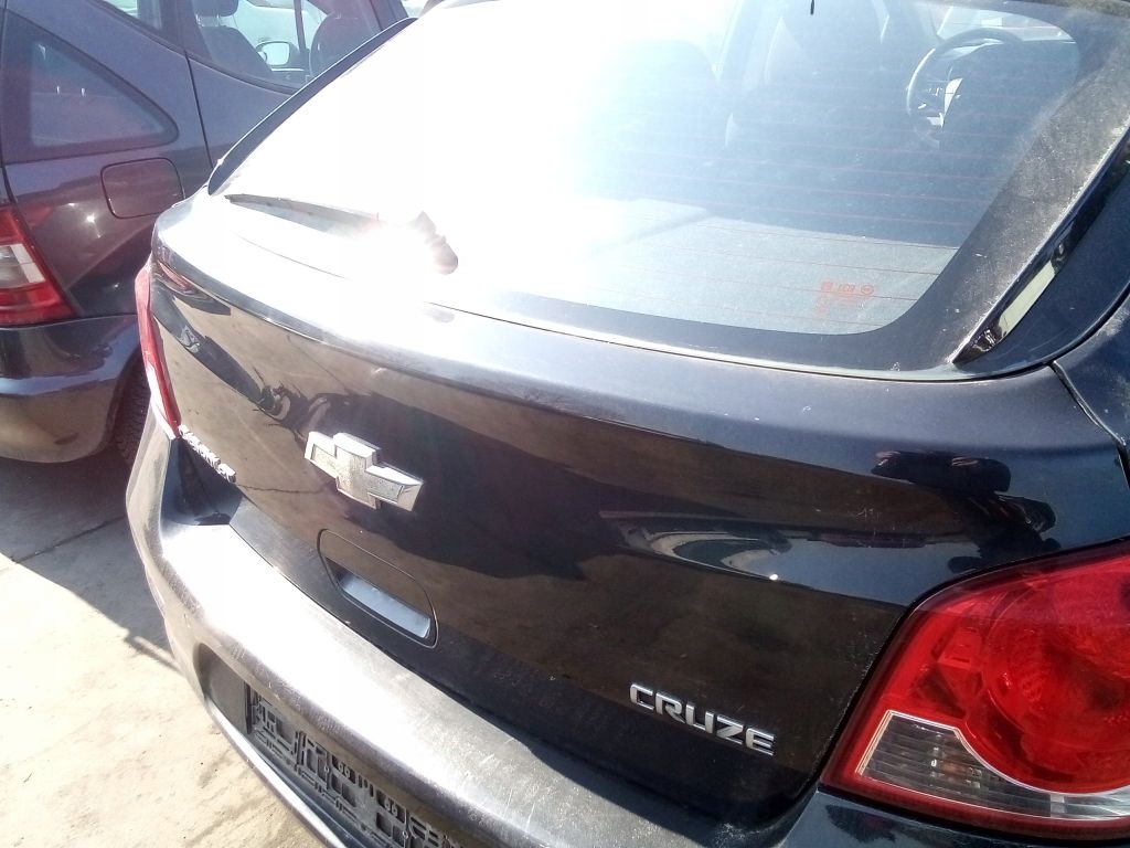 Chevrolet Cruze HB boot door rear GAR
