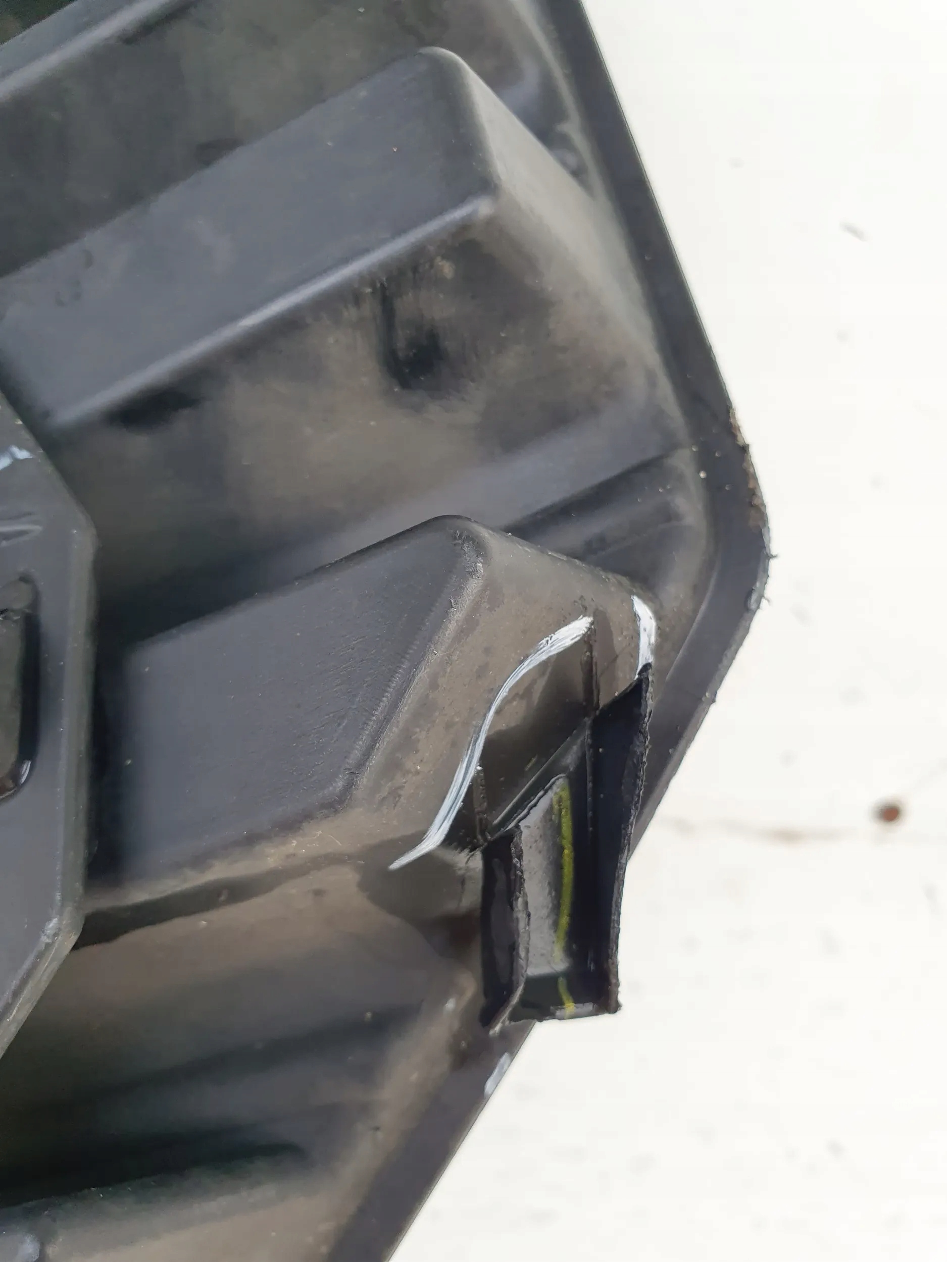 opel Vivaro II 93452299 решетка радиатора