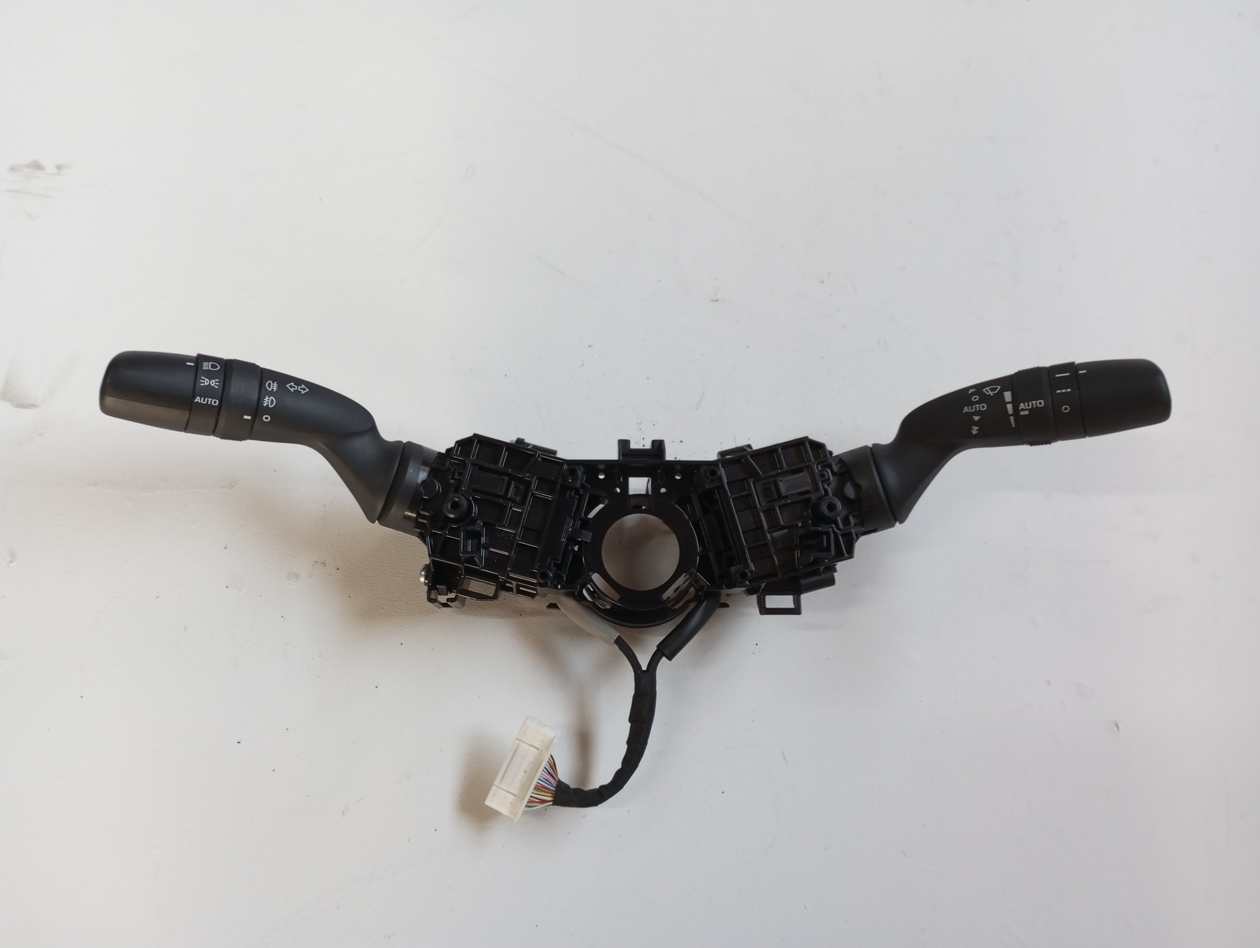 Devio leve volante TOYOTA RAV 4 V 33400-171781