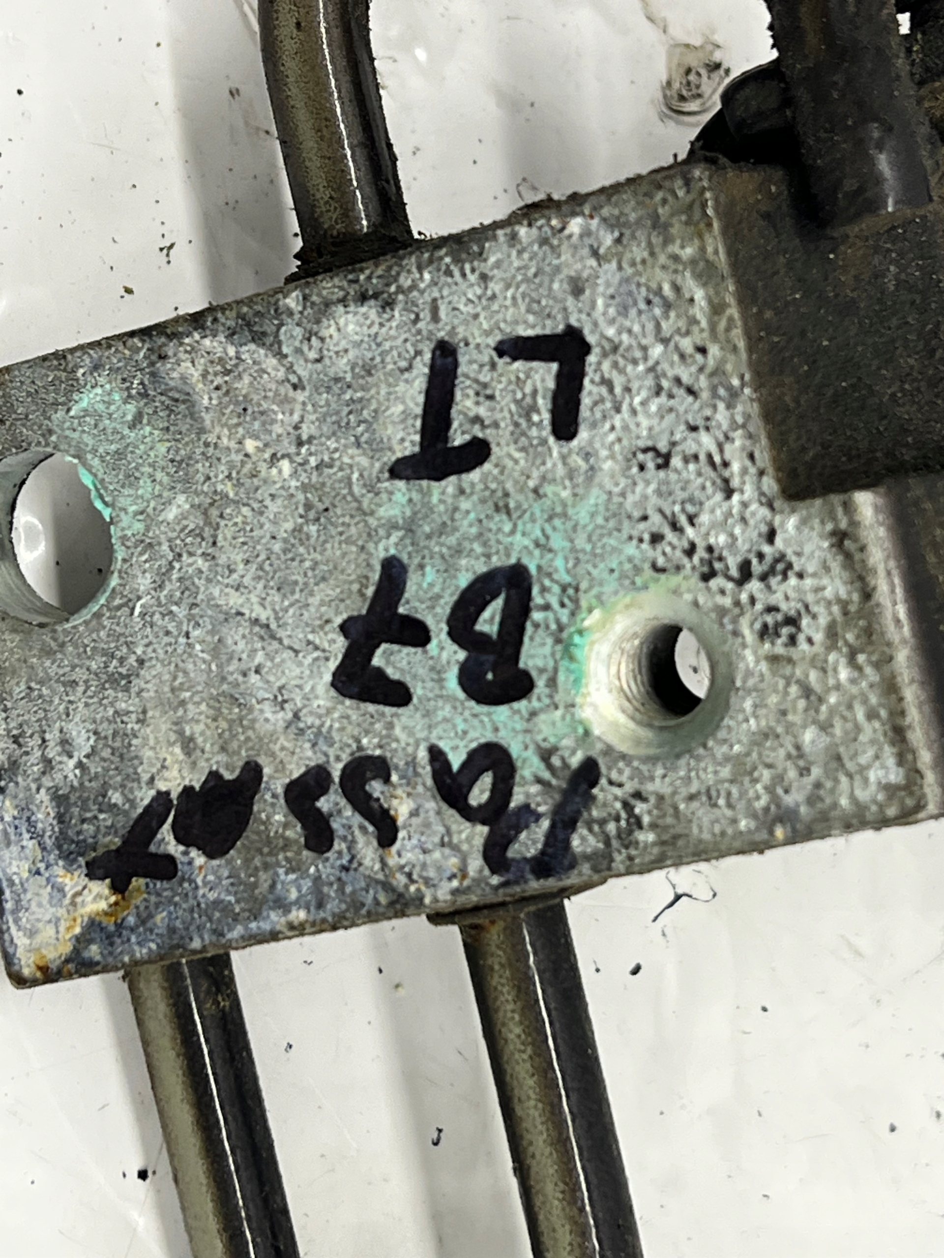 VW PASSAT B7 hinge door DOL + GORA left rear part LC8Z