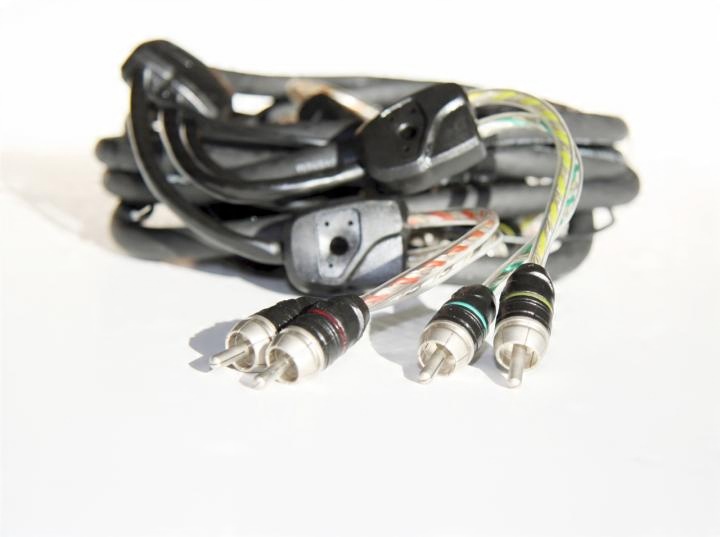 

Audison Connection BT4 250 4-kanałowe Rca 250cm