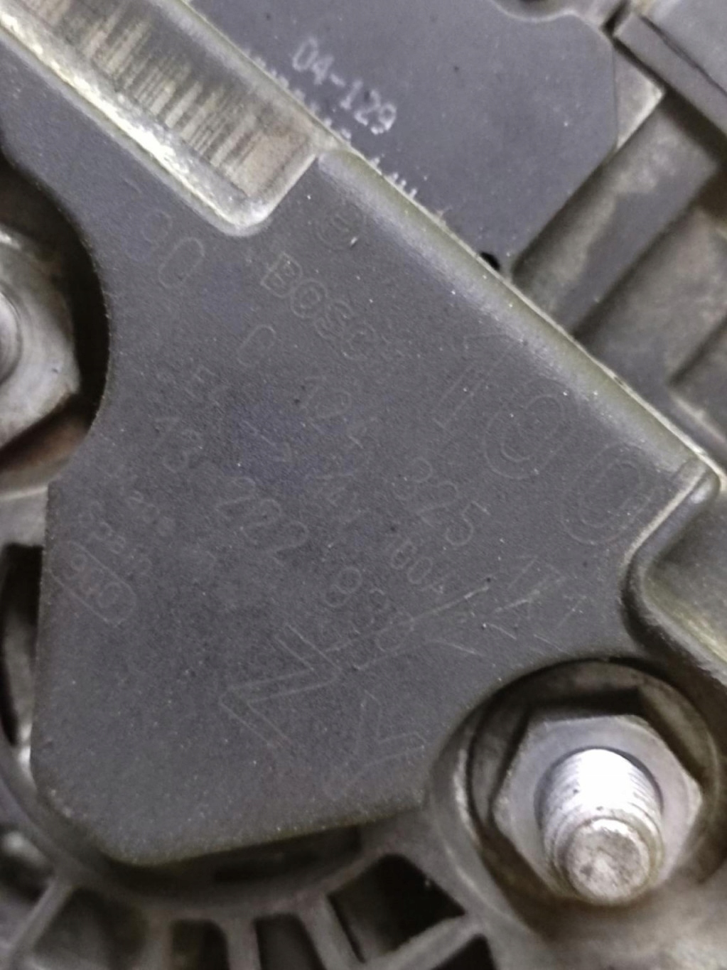 OPEL CORSA D 1.2 ALTERNATOR 0124325171