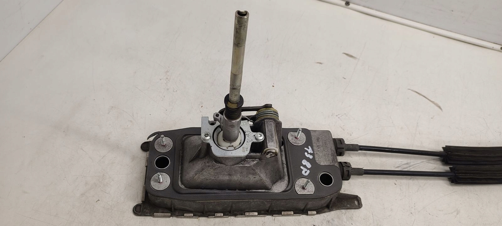 Mecanisme levier vitesse Levier de vitesse Câble Audi A3 8P LIFT 3D 1,6 FSI