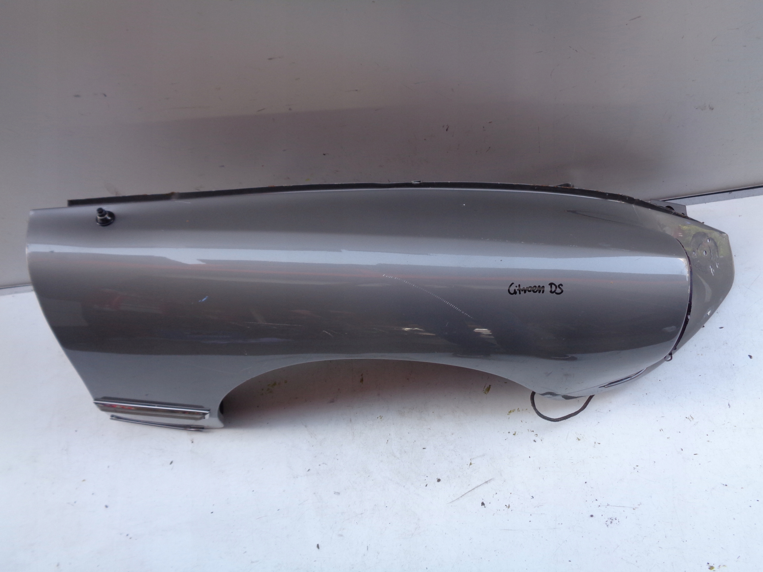 fender right front CITROEN DS 19 1959