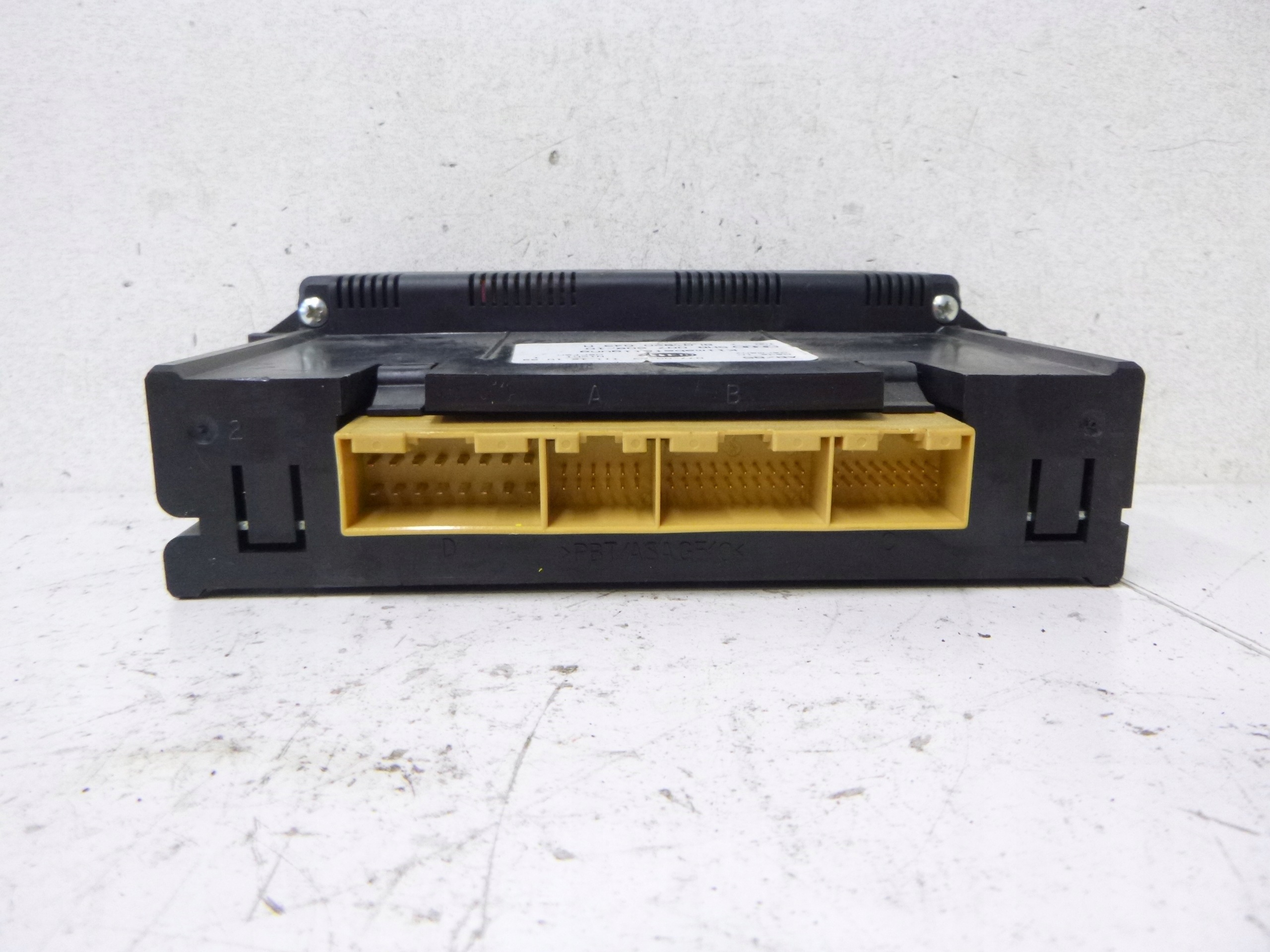 Panel unité de commande électronique uce déshumidificateur d'air conditionné Audi A3 8L 1.6 B 96-01 8L0820043M HELLA