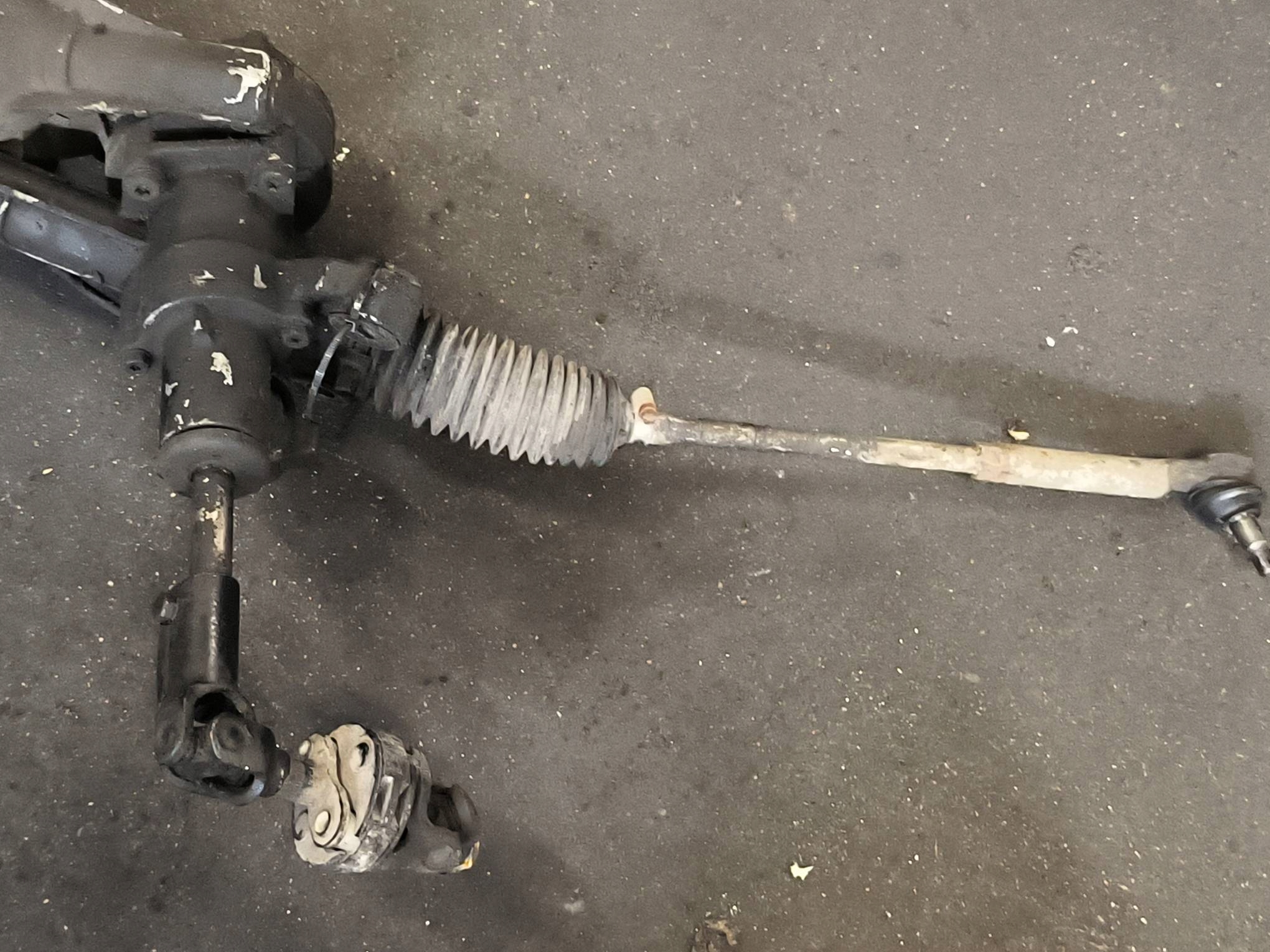 Boîter direction SUBARU OUTBACK IV