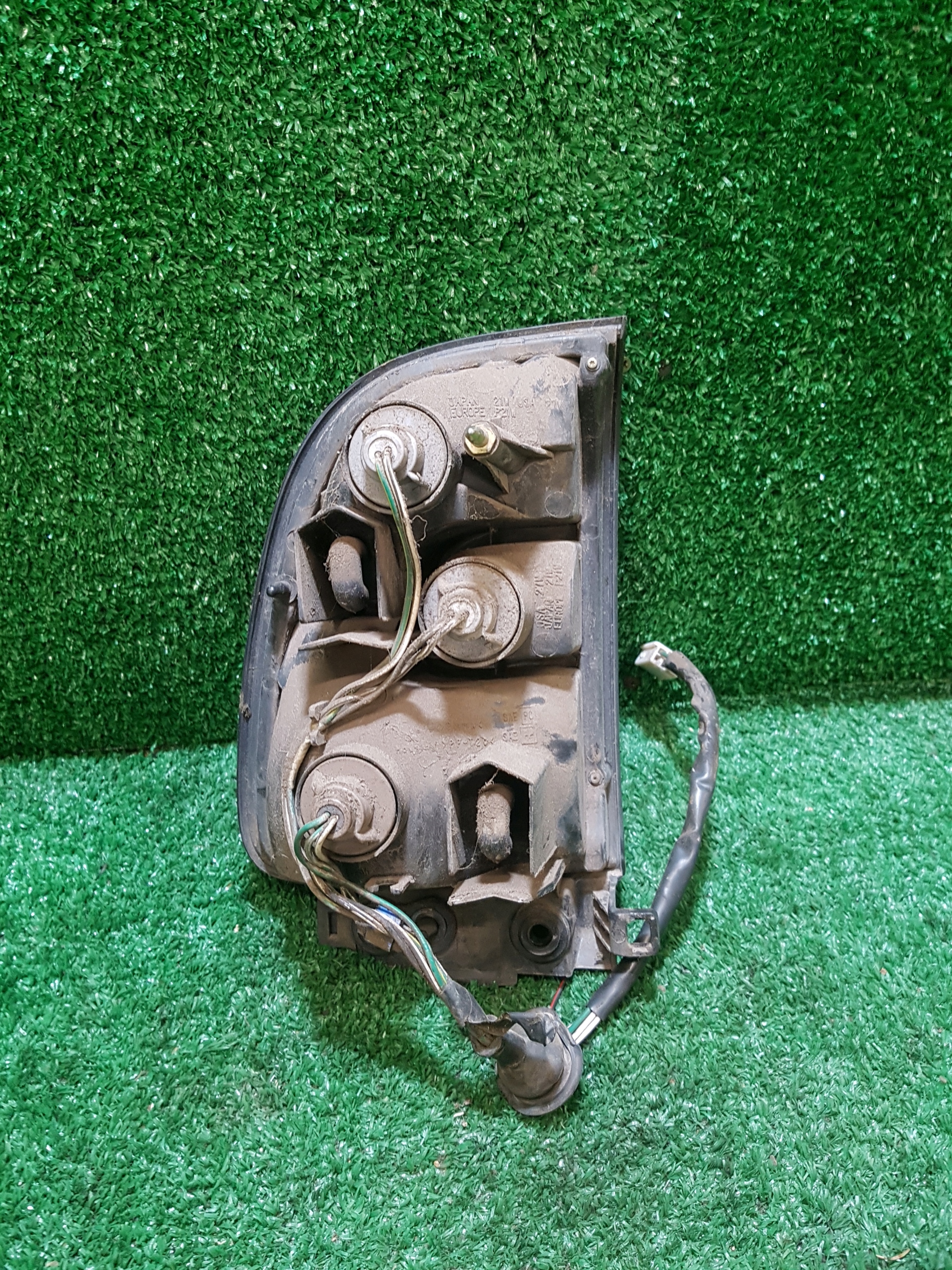 light right rear TOYOTA RAV 4