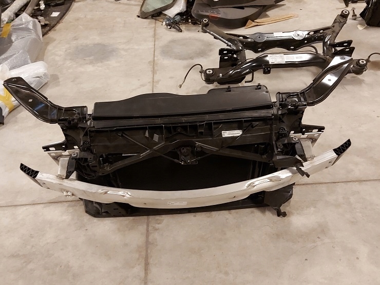 AUDI TT Wzmocnienie pas chłodnice 8S 2021R TFSI