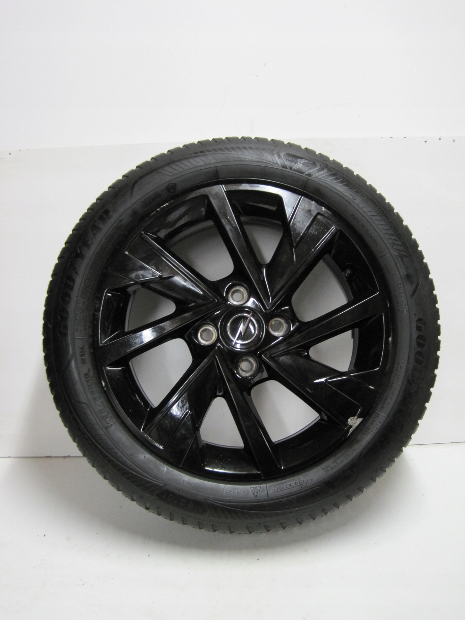 wheels discs tyres OPEL CORSA F R16 6MM M+S