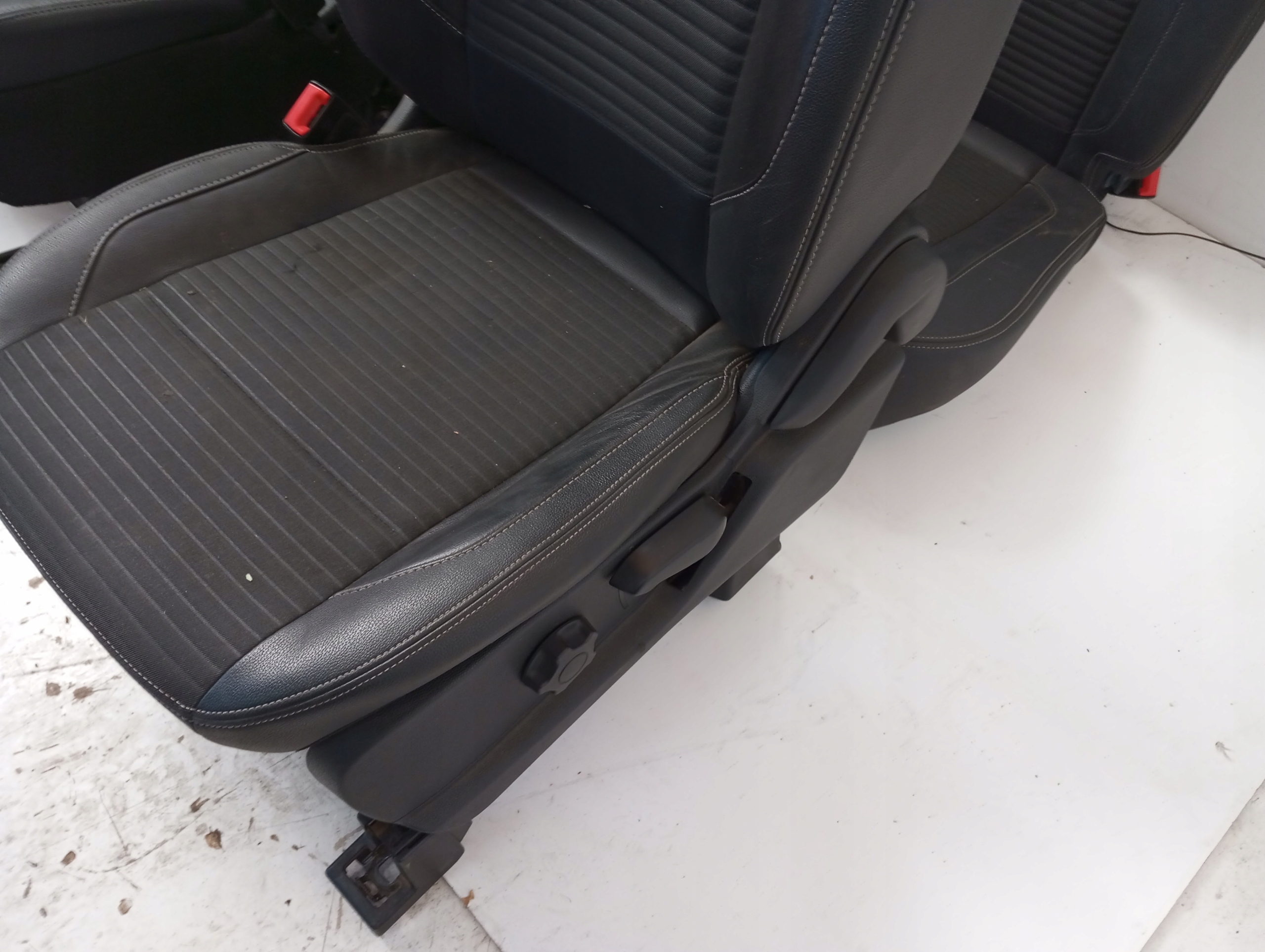verkleidung Sitze Halbleder FORD ECOSPORT