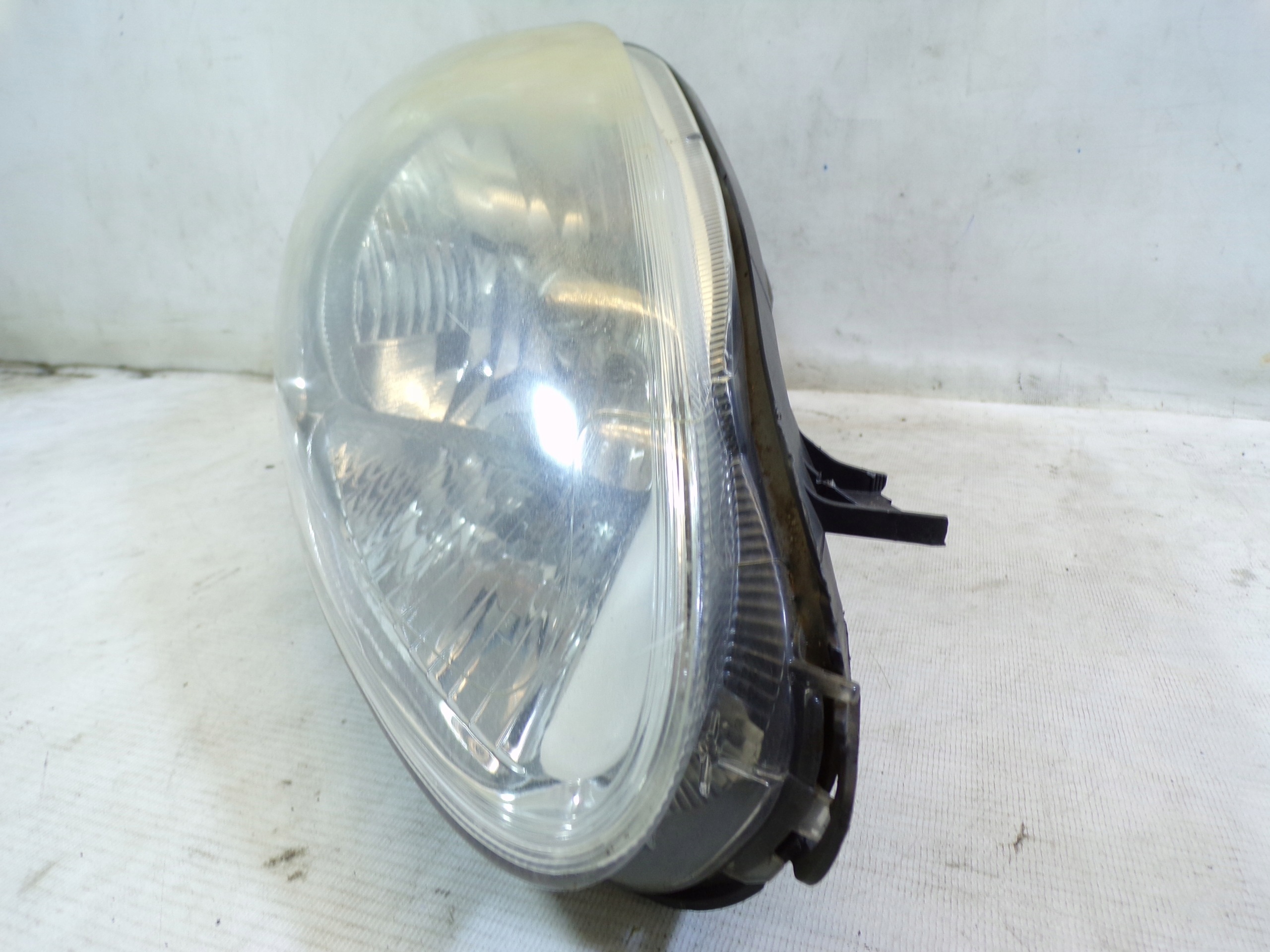 light front front right FIAT GRANDE PUNTO (K)