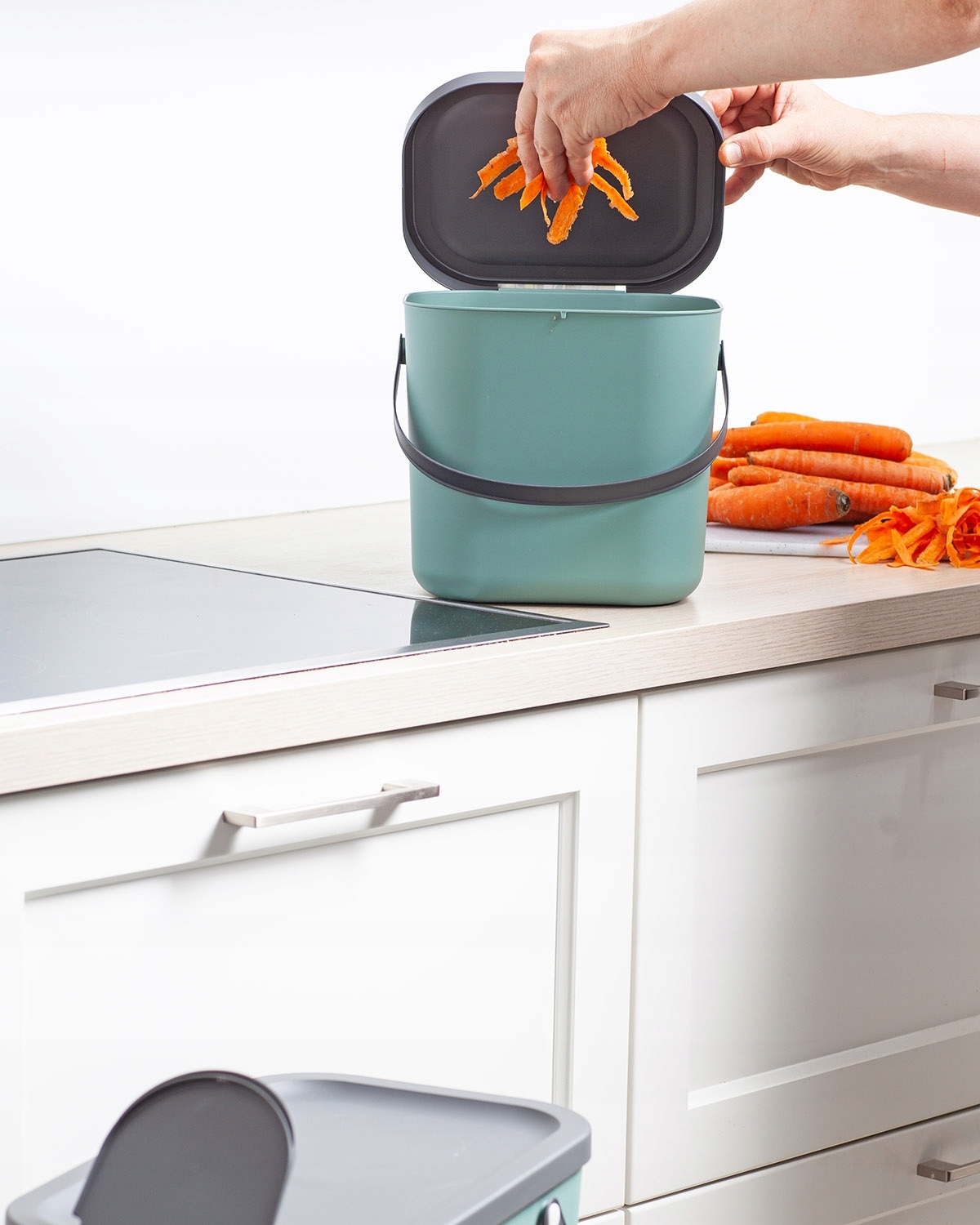 KOSZ DO SEGREGACJI ŚMIECI ROTHO BIO ALBULA 6 L Rodzaj pojemniki do segregacji