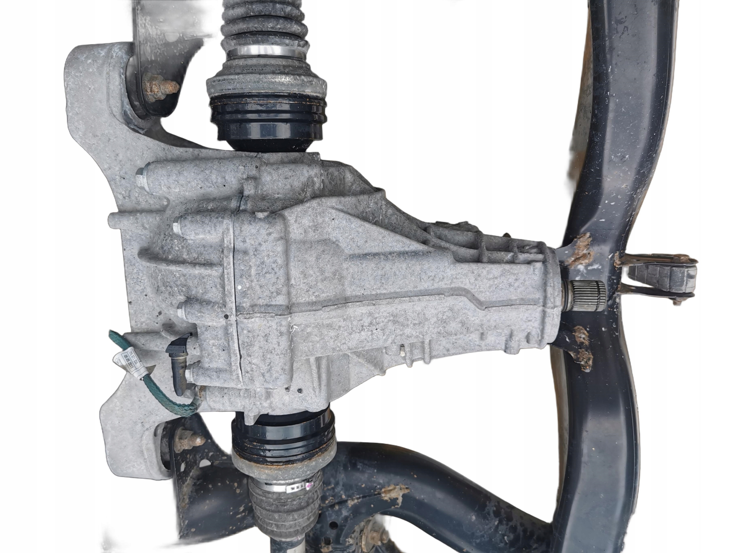 REDUKTOR springing rear part PORSCHE CAYENNE II 7P 3.0 TFSI 4460310090