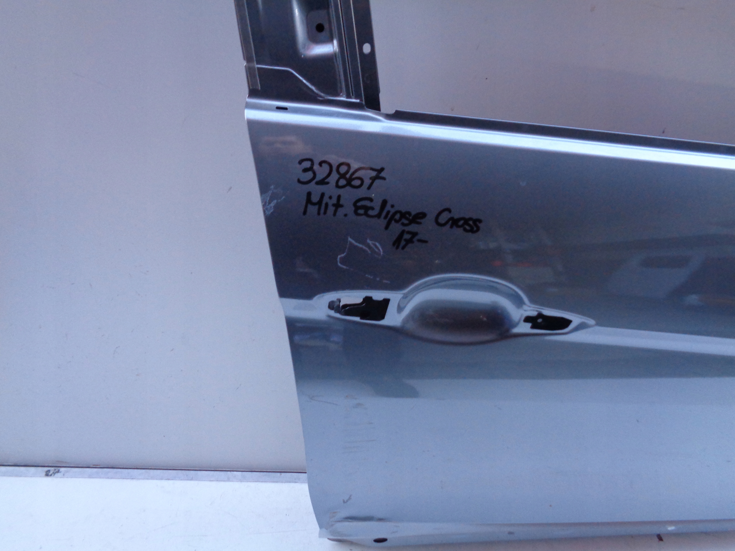 door right front MITSUBISHI ECLIPSE CROSS 17