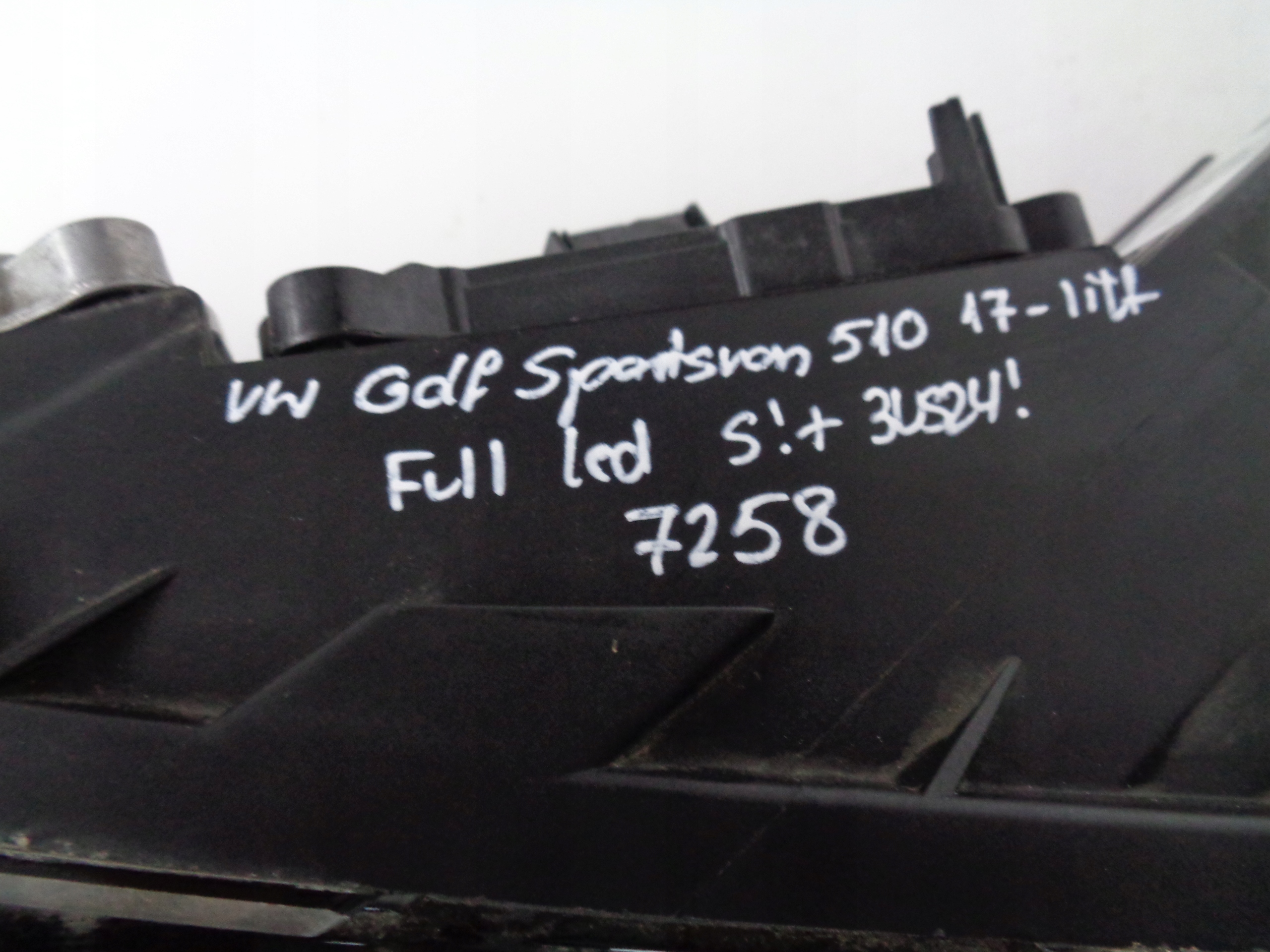 light left REFLEKTOR VW GOLF SPORTSVAN 510 17- LIFT FULL LED