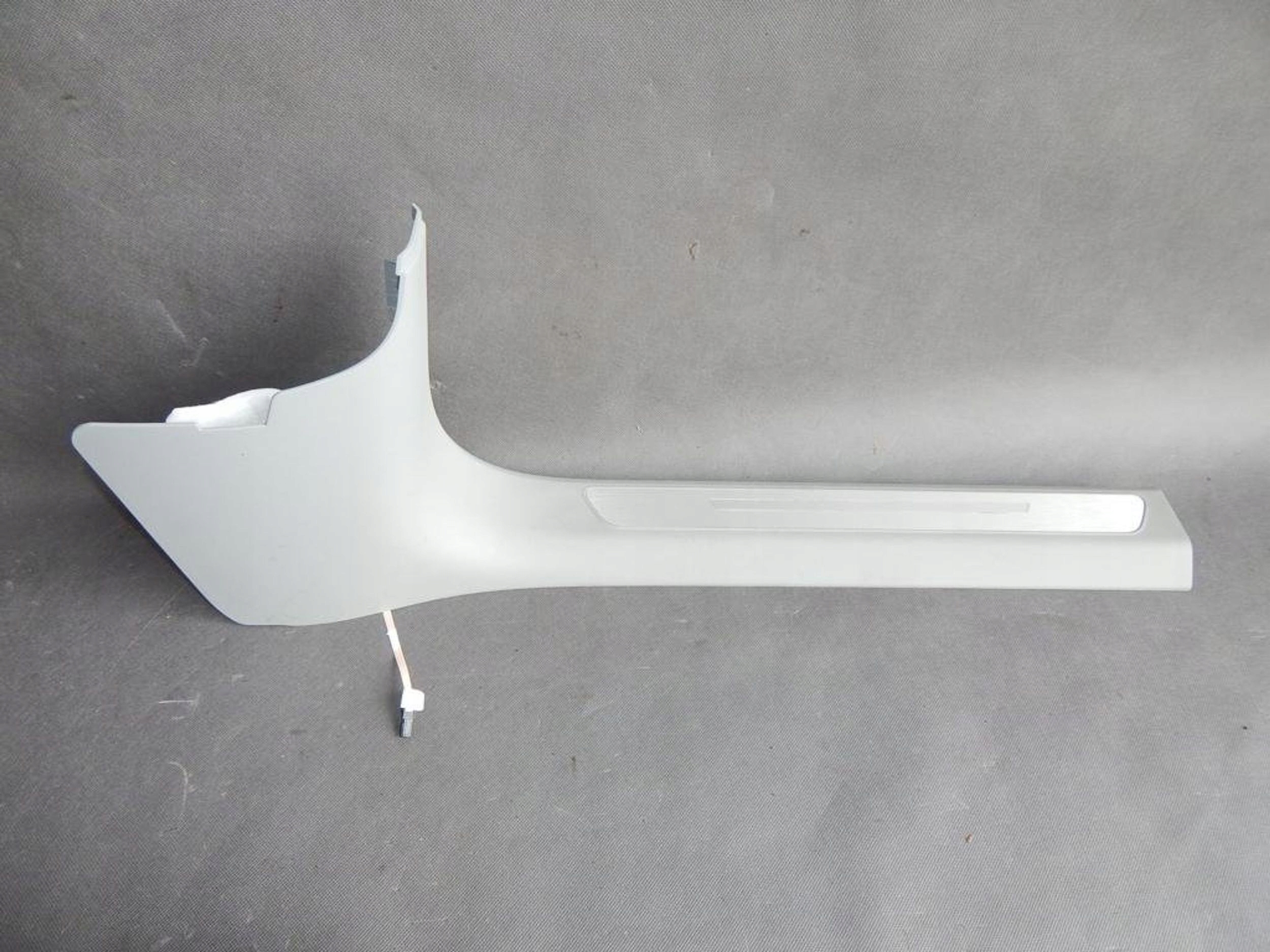 AUDI A8 D4 4H moulding threshold right BC5 4H1867272C