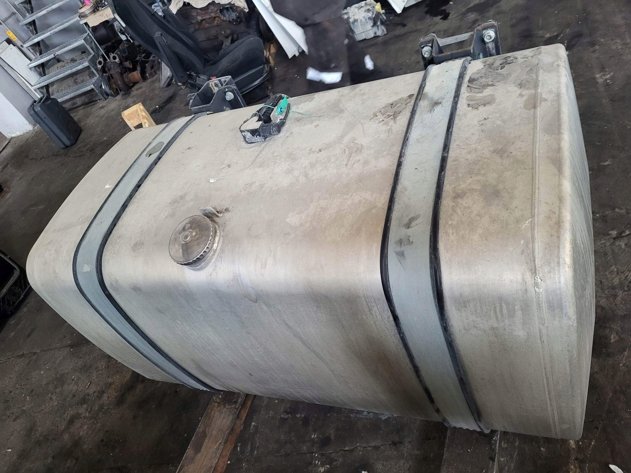 Man TGX TGS паливний бак