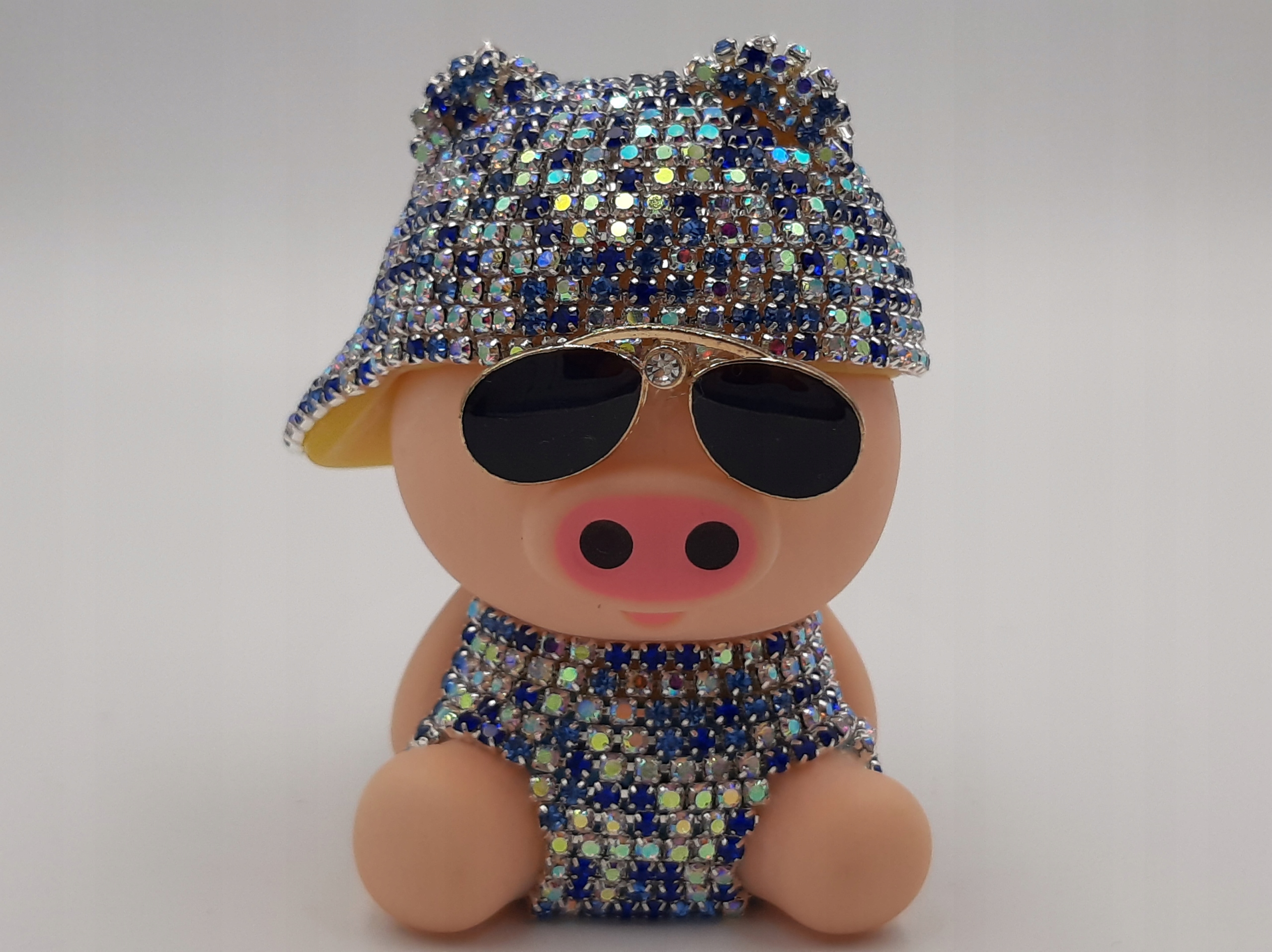 Zapach Perfumy Dekoracja Do Samochodu Auta Świnka EAN (GTIN) 6974558790789