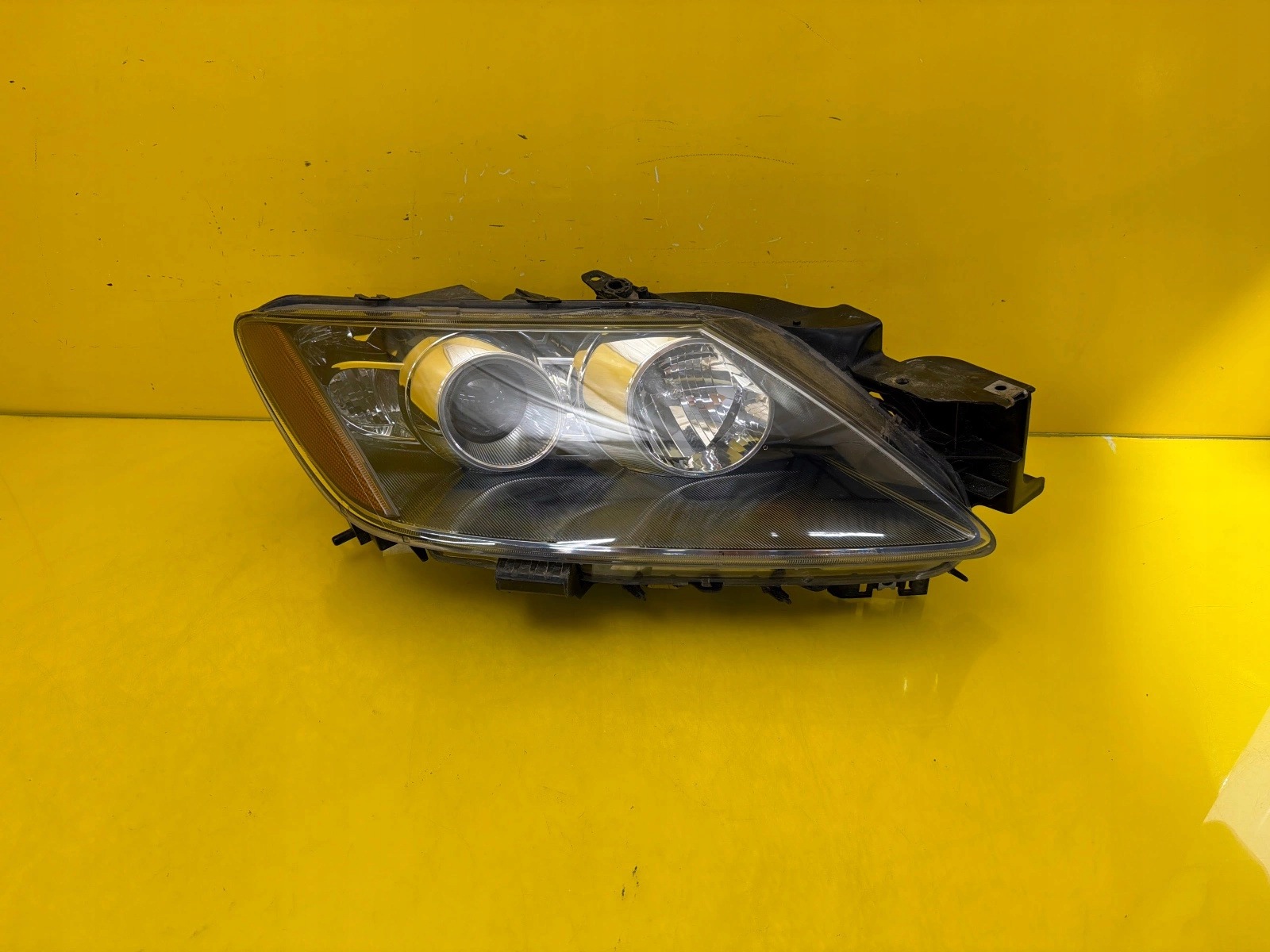 light right Mazda CX7 CX-7 Xenon