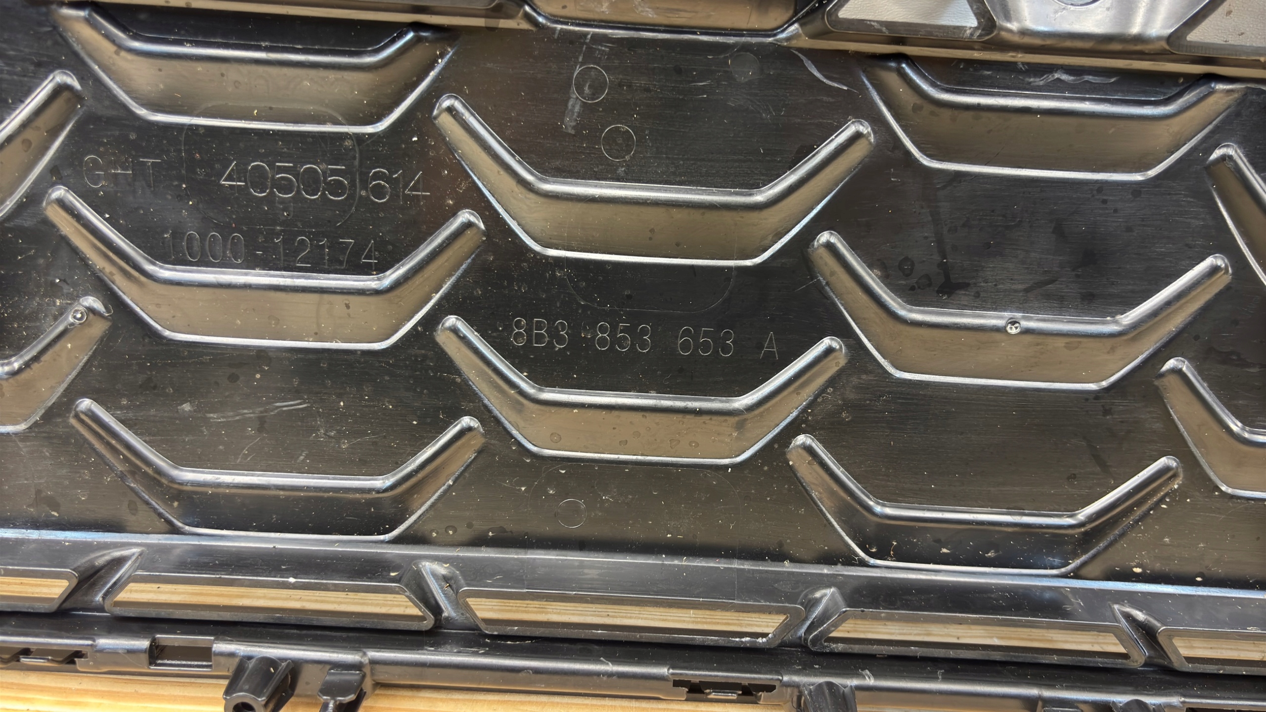 AUDI A5 B10 8B3 GRIGLIA Originale 8B3853653A DOMGR123