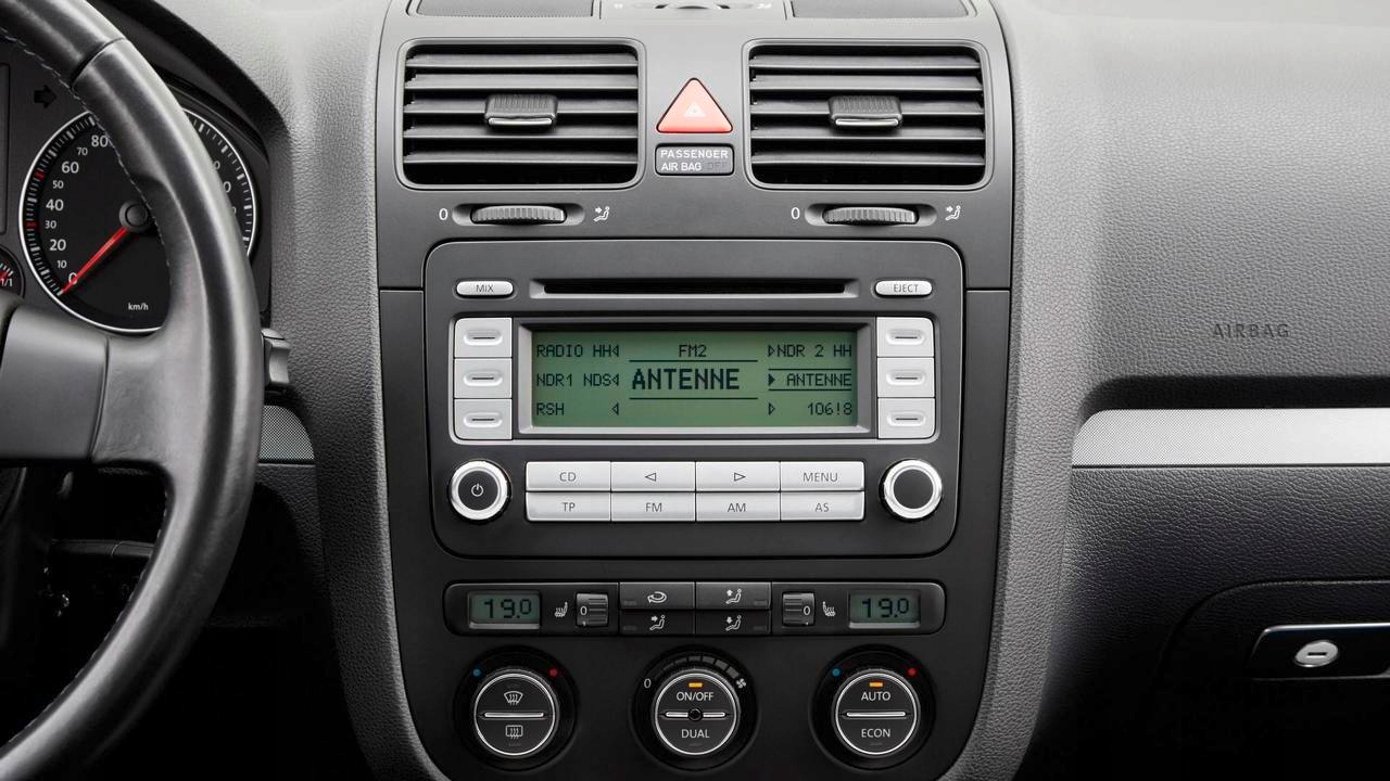 AUDIOMEDIA AMR417BT Bluetooth rádio FORD FOCUS MK1 za 1278 Kč - Allegro